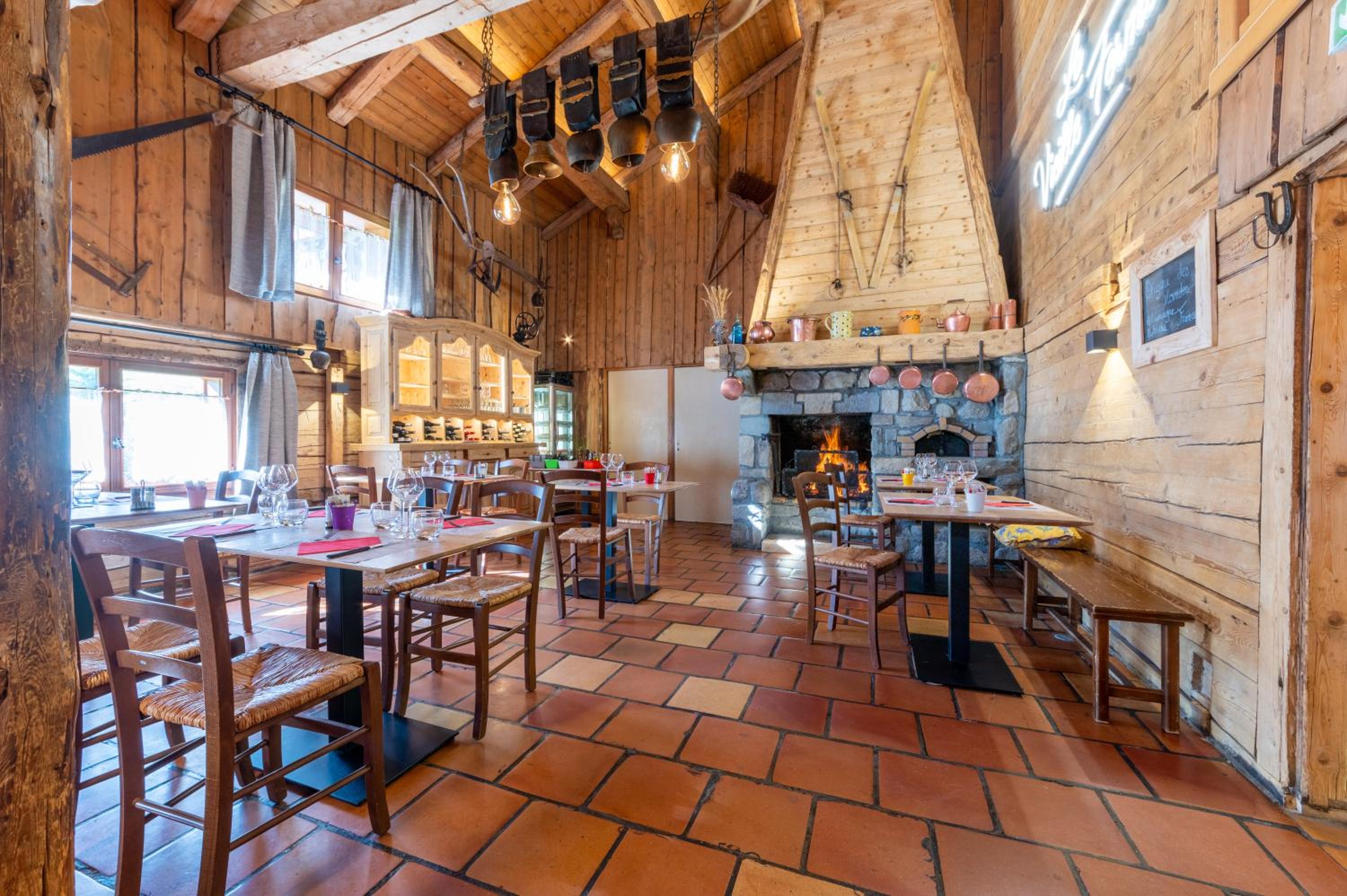restaurant
