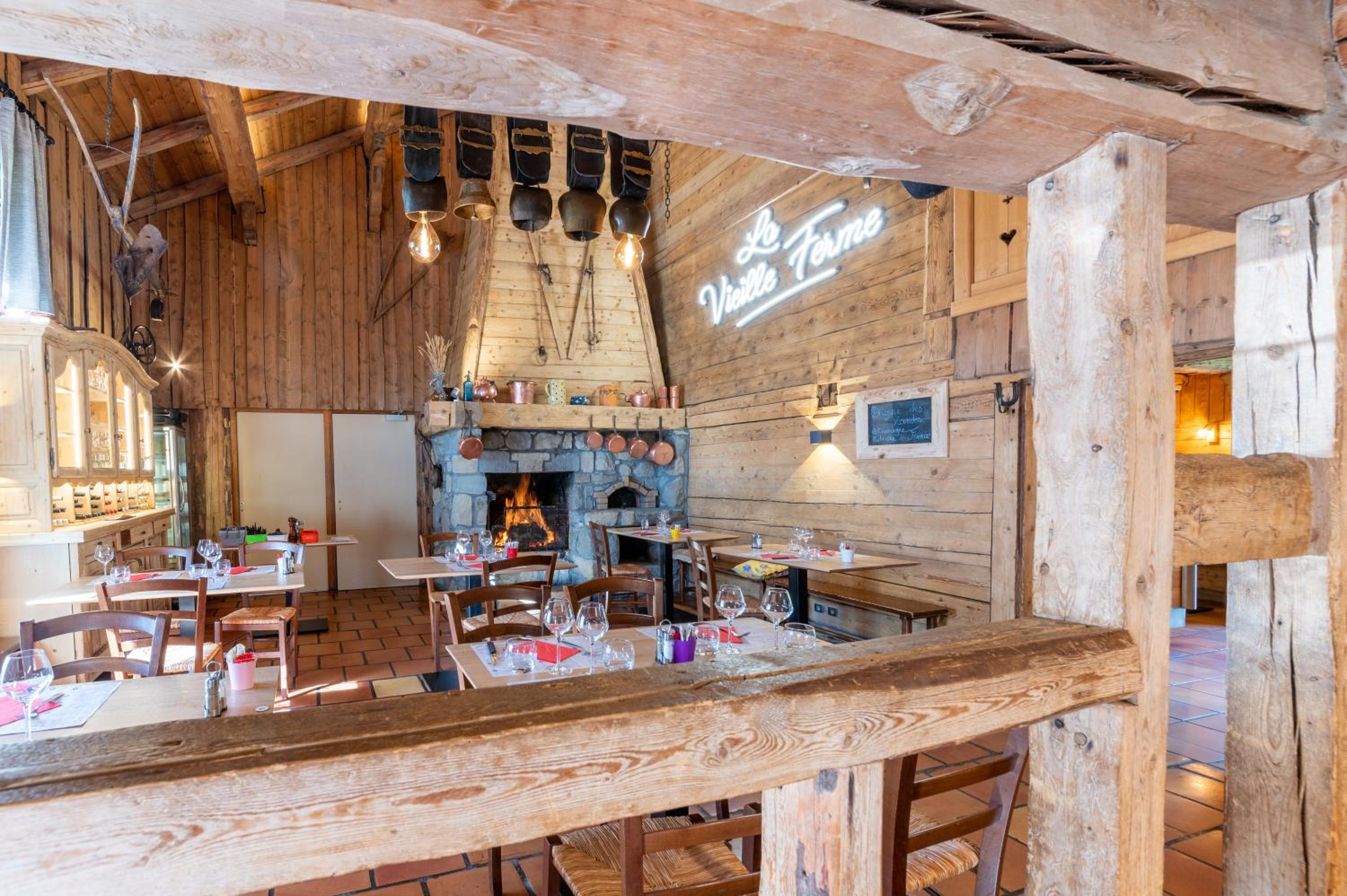 restaurant
