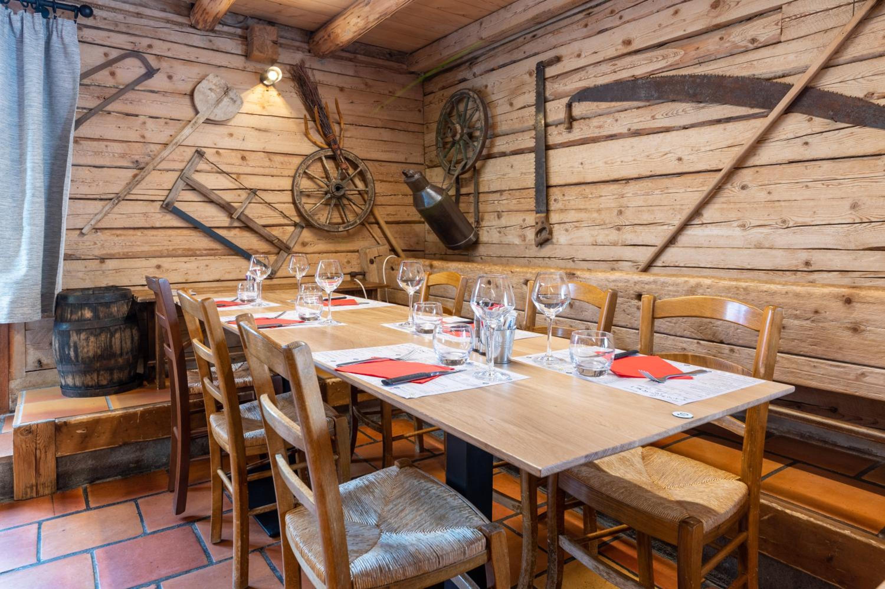 restaurant