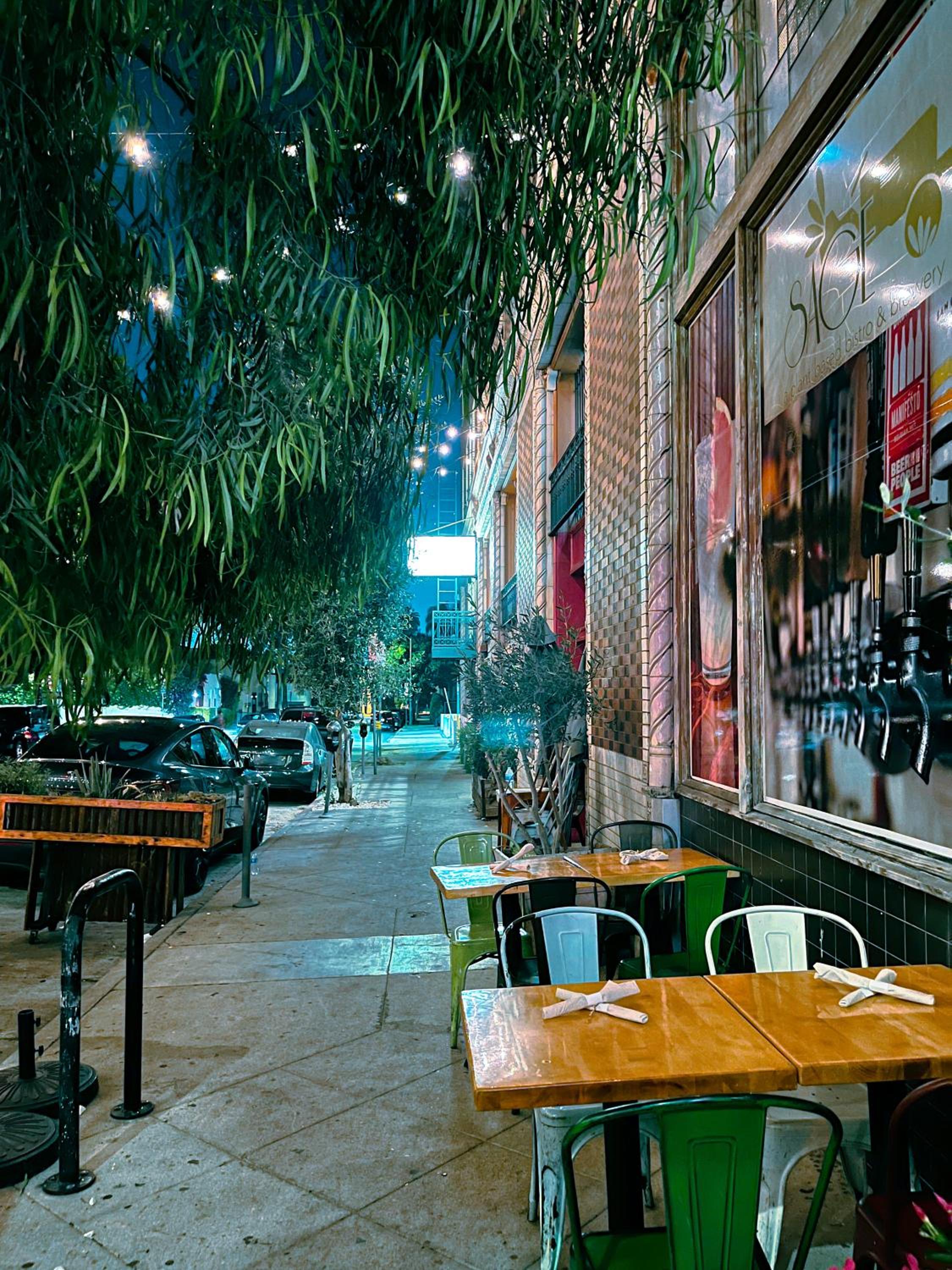 dining