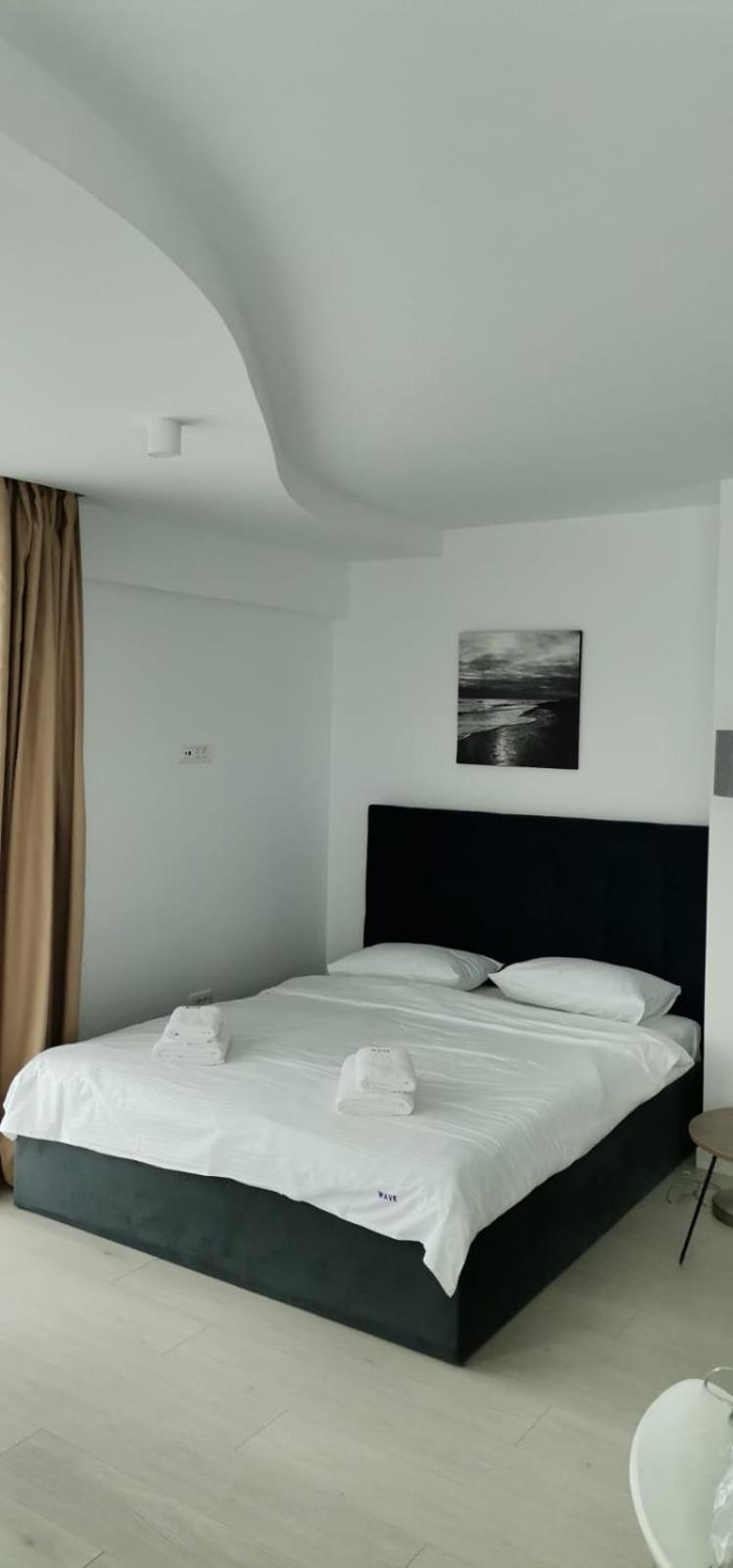 WAVE 3 Promenada Apartments view 5