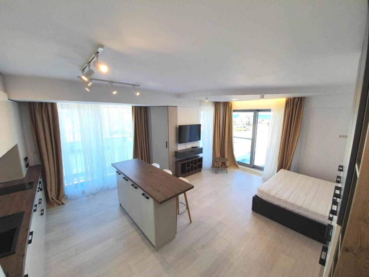 WAVE 3 Promenada Apartments view 4