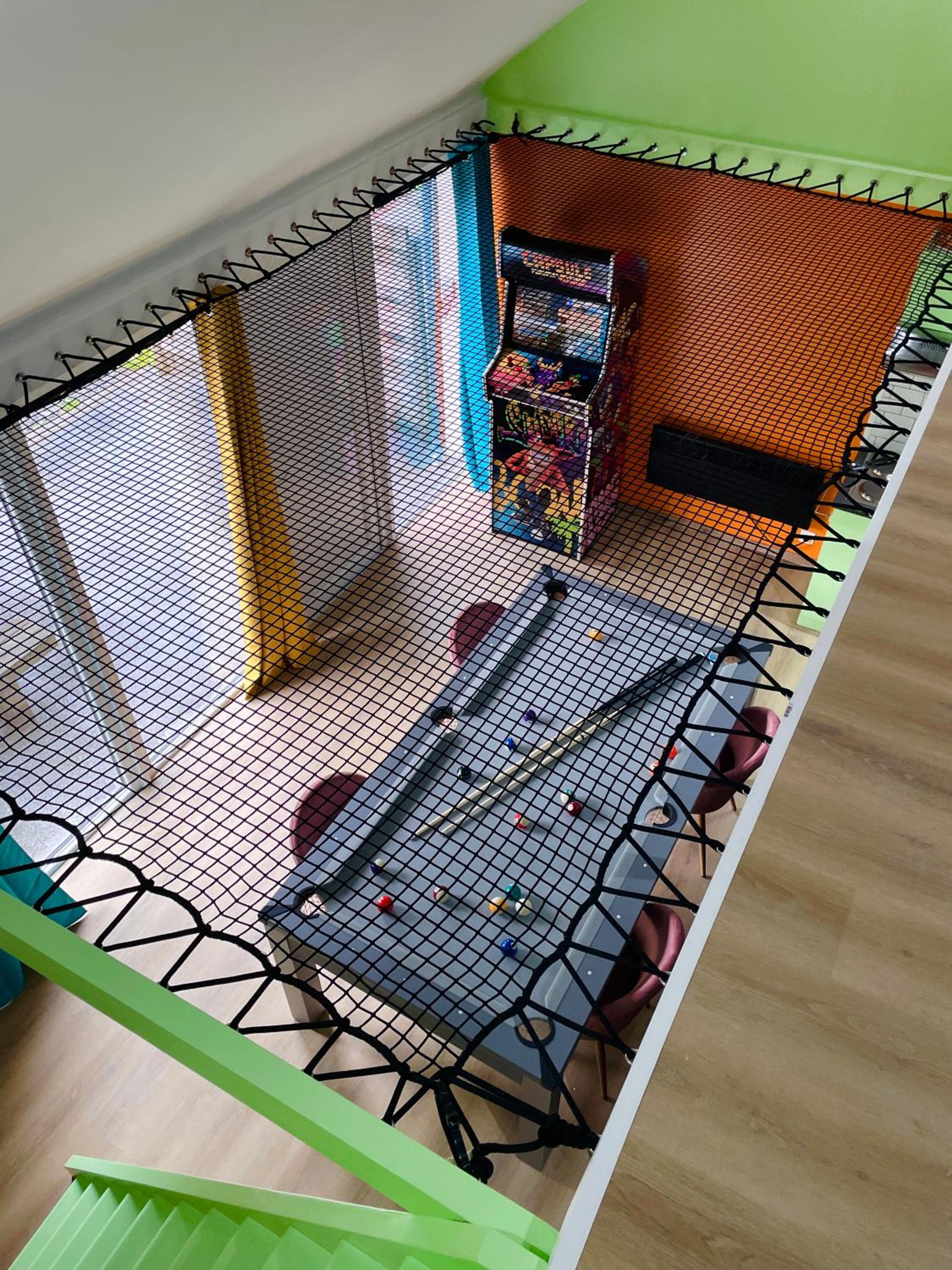 Capsule Forever Young - Jacuzzi - Sauna - Billard - arcade de jeux - Netflix & home cinéma - Ping Pong