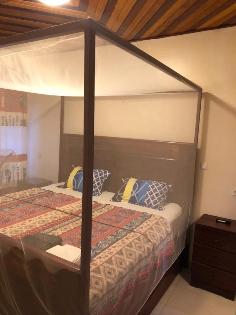 Deux-Palmes-Kribi, proche de la plage, confortable et adapté aux familles