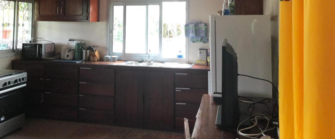Deux-Palmes-Kribi, proche de la plage, confortable et adapté aux familles