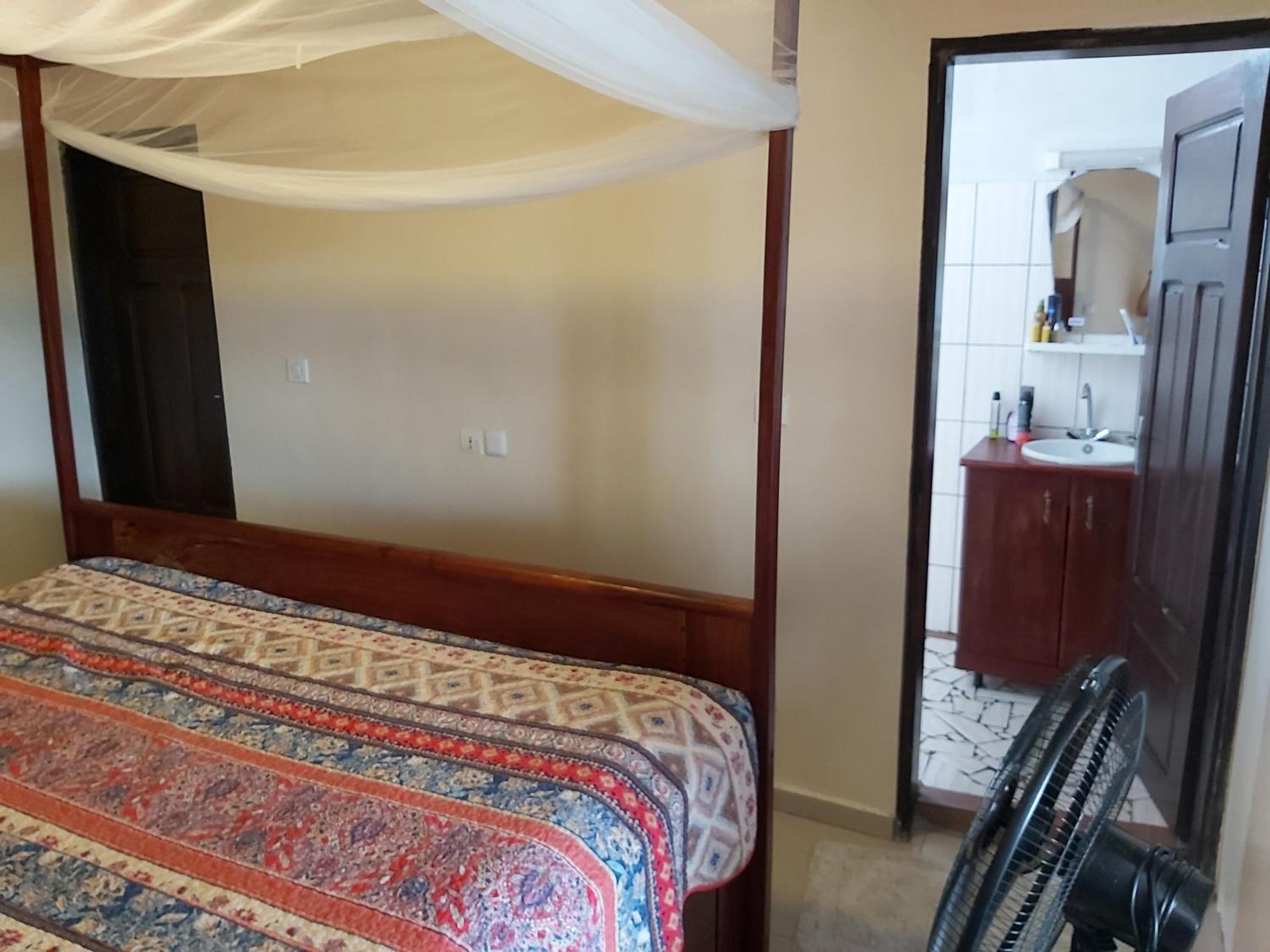 Deux-Palmes-Kribi, proche de la plage, confortable et adapté aux familles