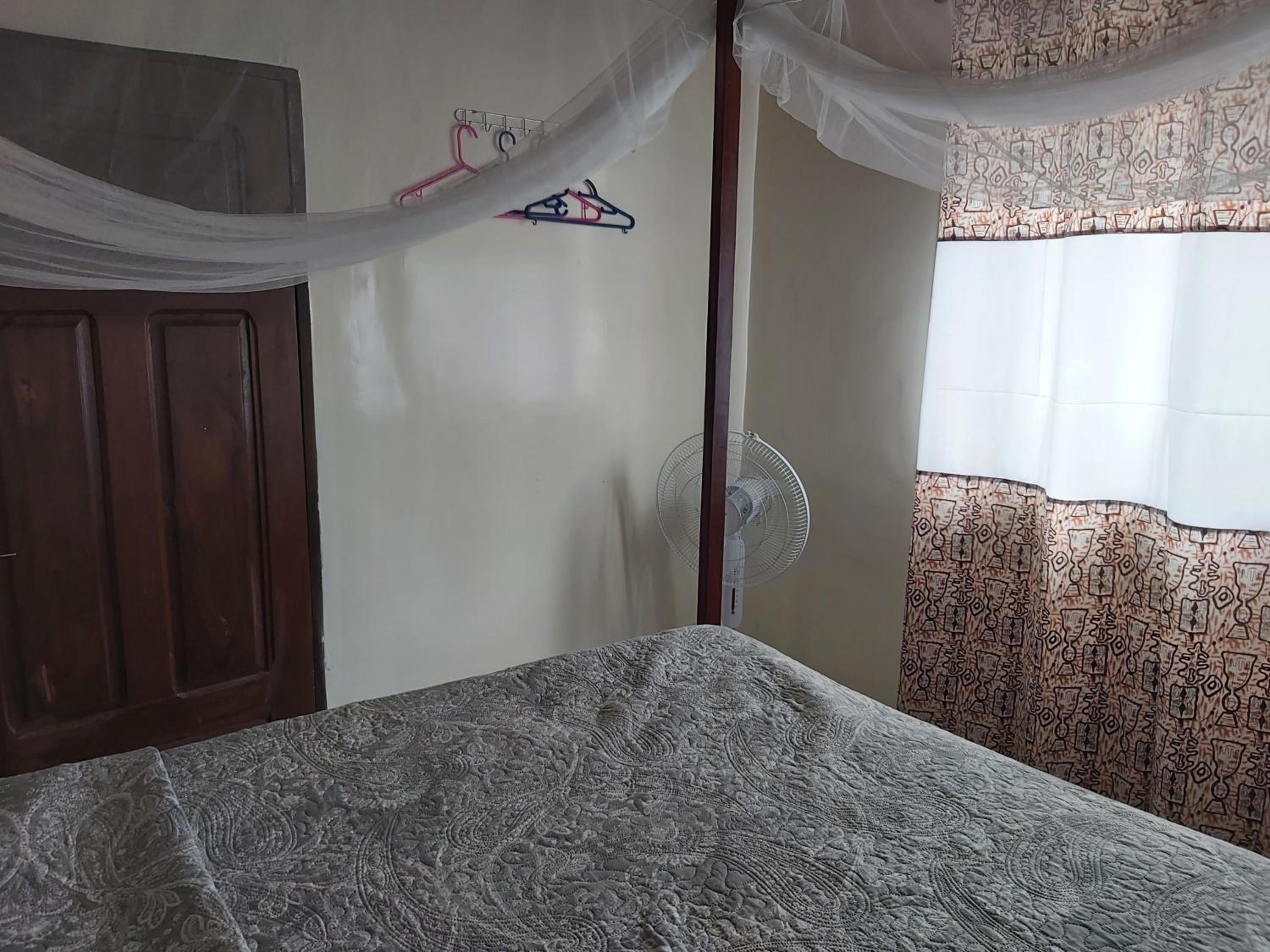 Deux-Palmes-Kribi, proche de la plage, confortable et adapté aux familles