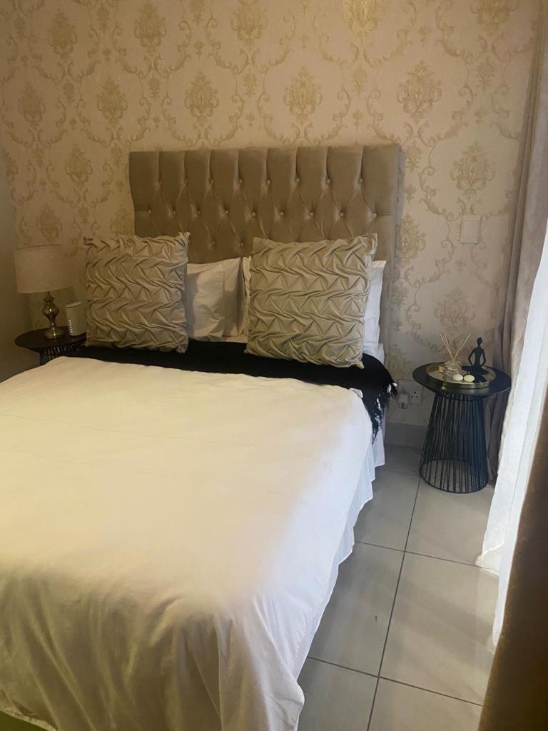 Elleena's Umhlanga ridge self catering apartment view 5