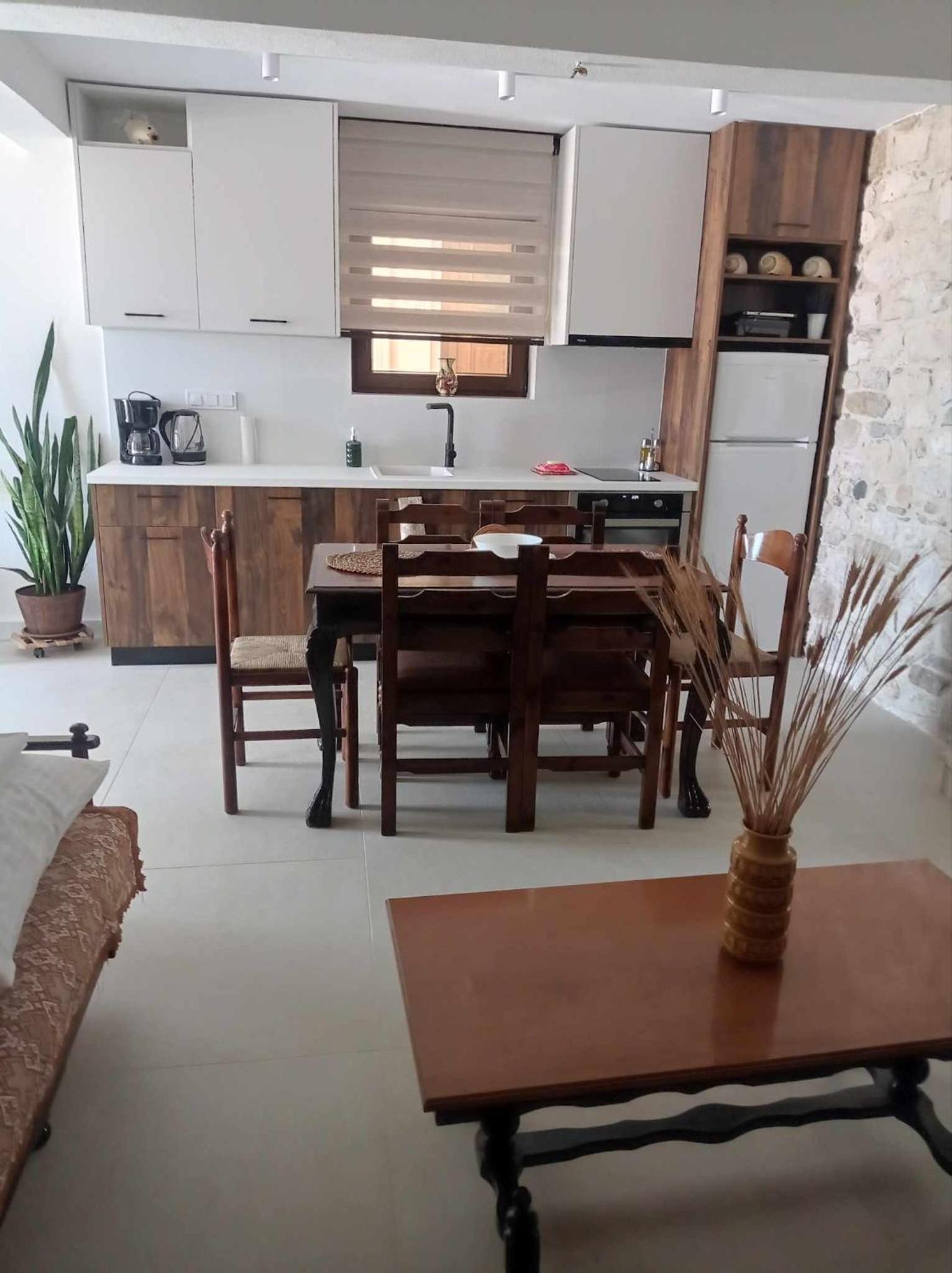 MangoSeaview Home