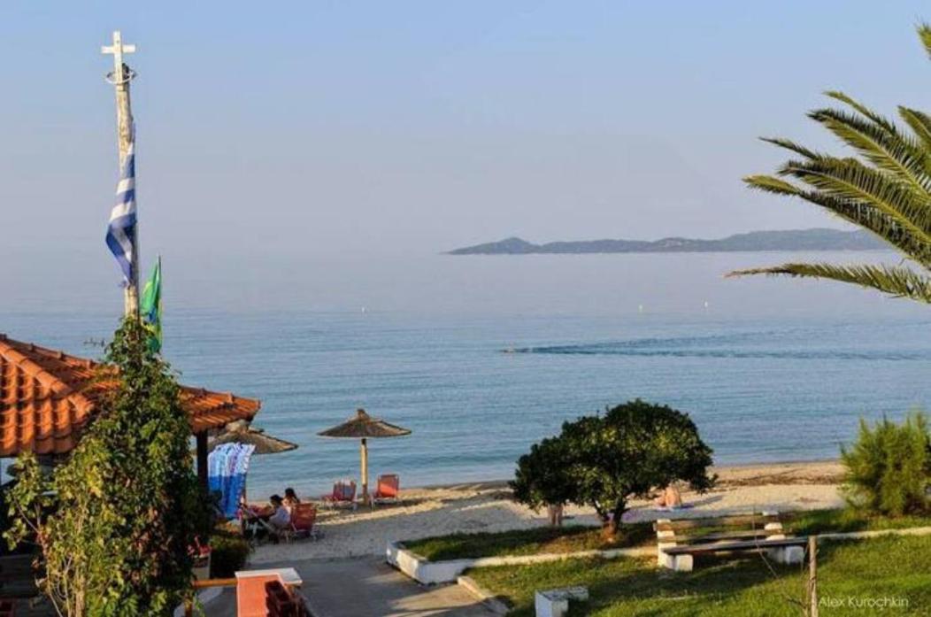 MangoSeaview Home