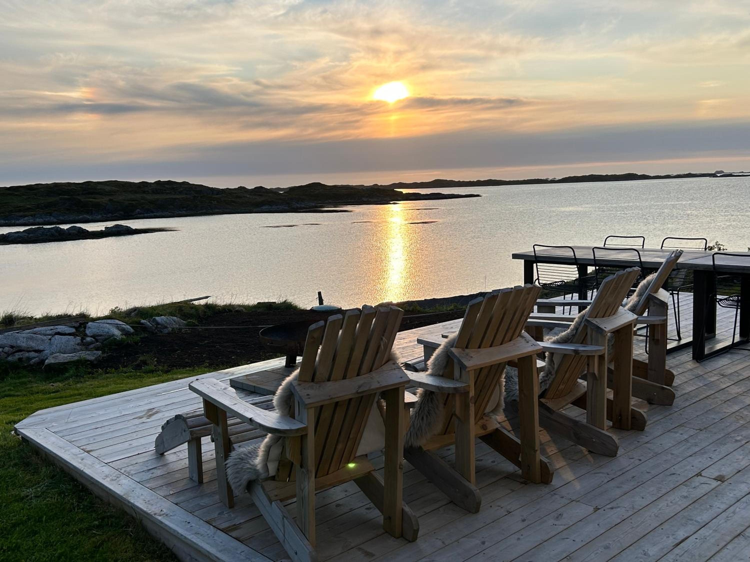 Villa Borgvåg - A unique Seafront Villa in the heart of Lofoten view 3