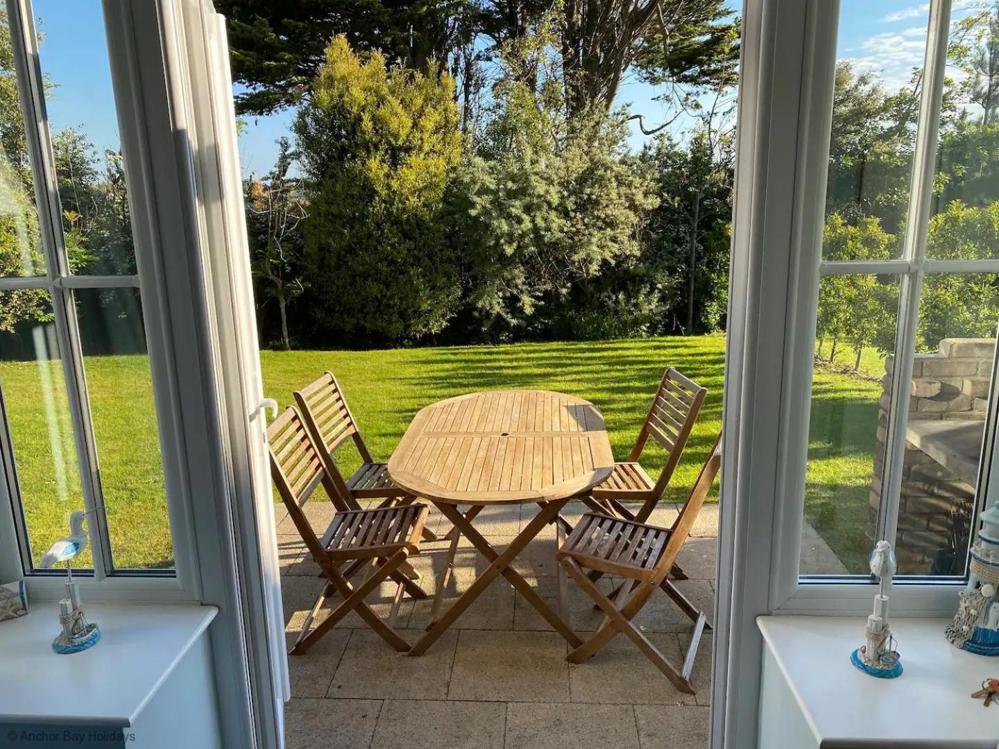 Seashells Cottage - Part of the The Bay Filey Holiday Village with pool, gym and direct beach access, pub, restaurant, tennis and meadows walks