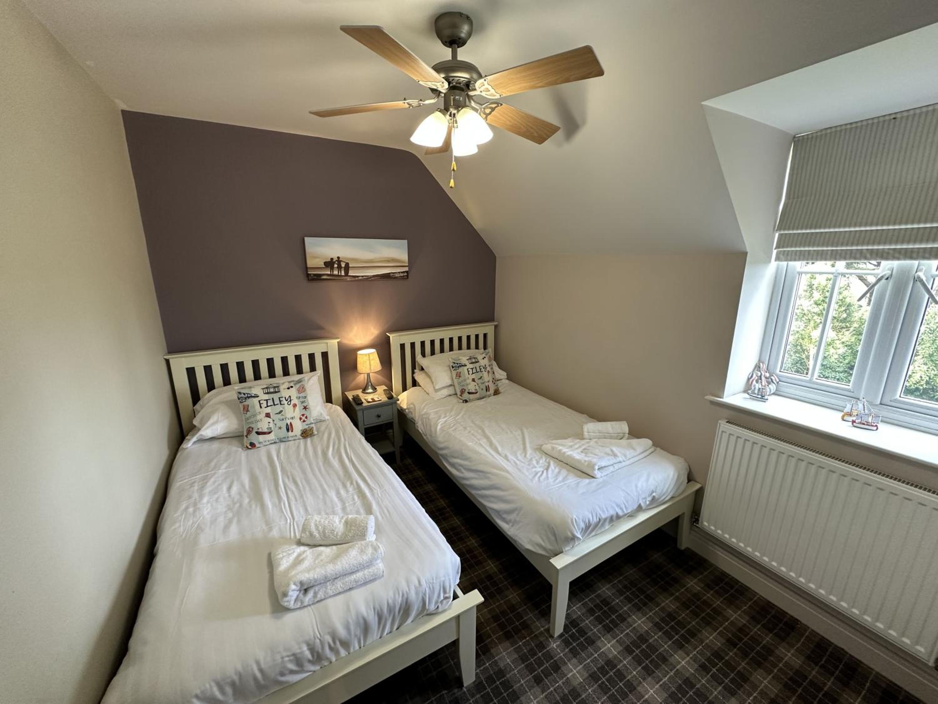 Seashells Cottage - Part of the The Bay Filey Holiday Village with pool, gym and direct beach access, pub, restaurant, tennis and meadows walks