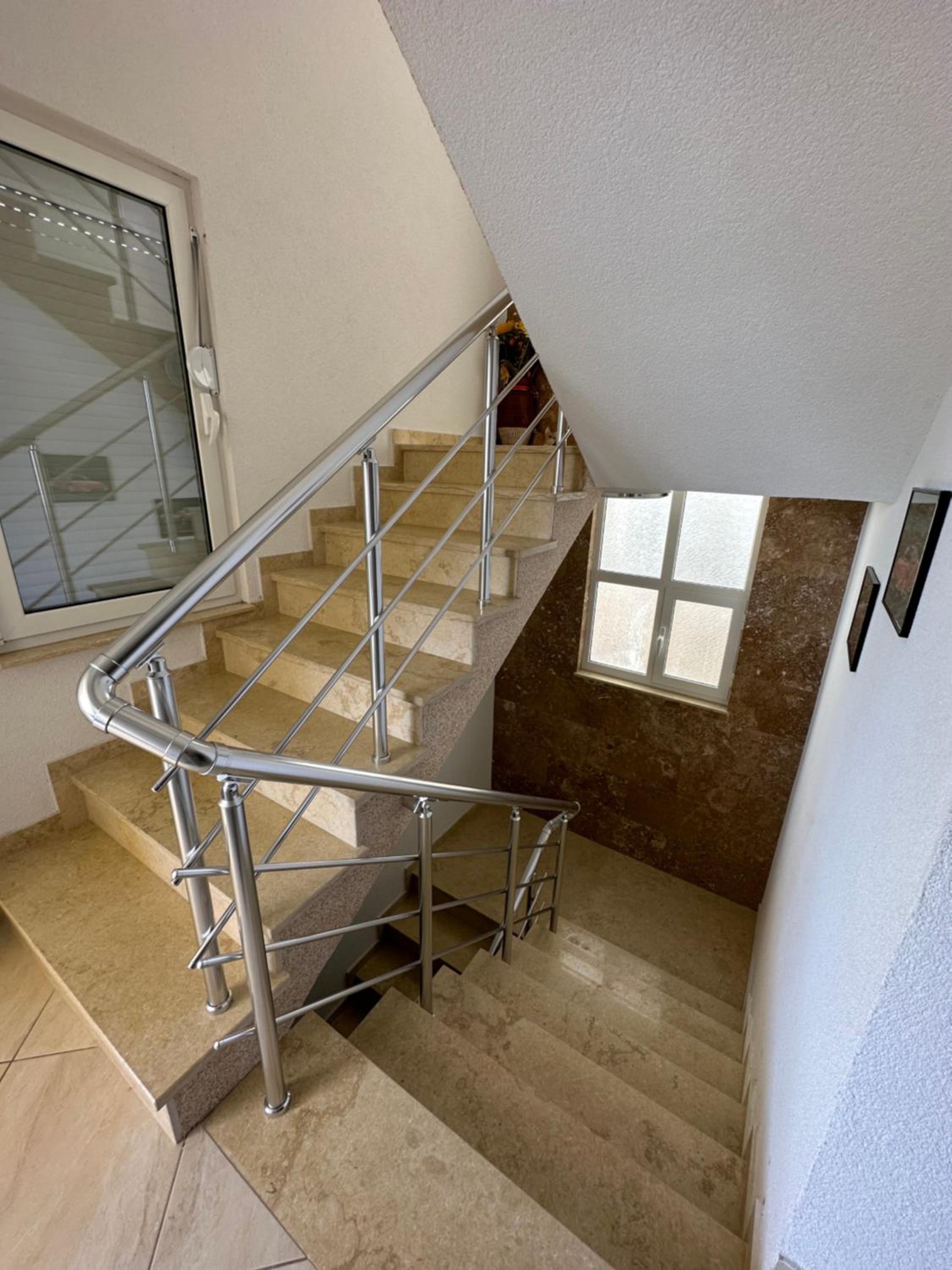 Apartments Edona