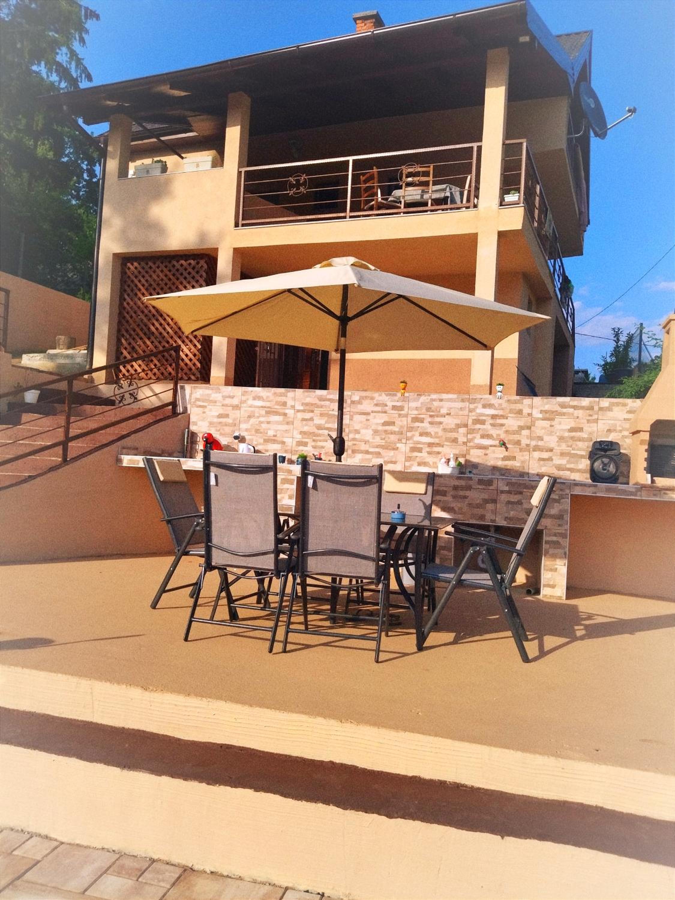 Villa Hani