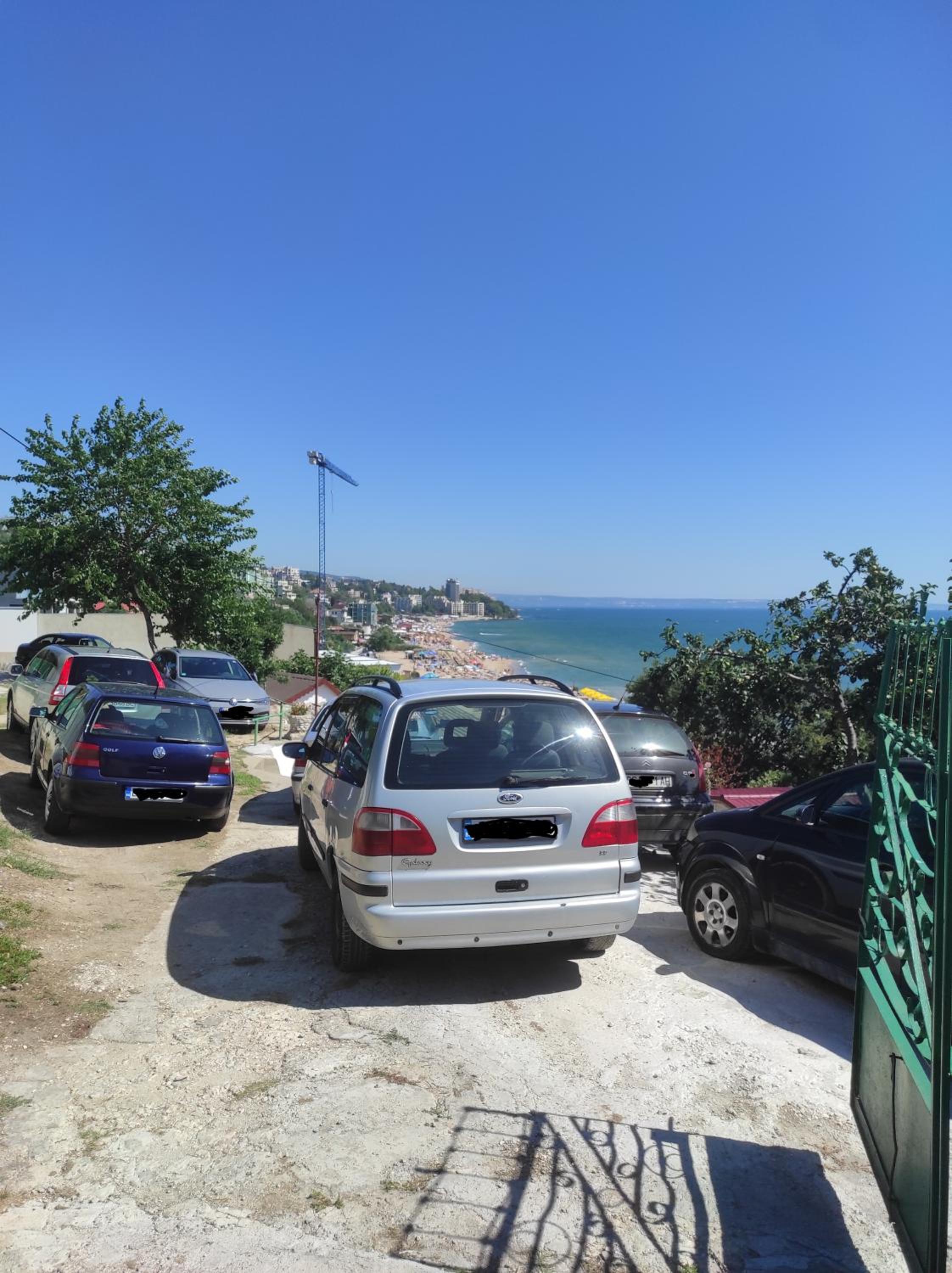 Ваканционни къщи'На брега' Holiday houses ON THE COAST