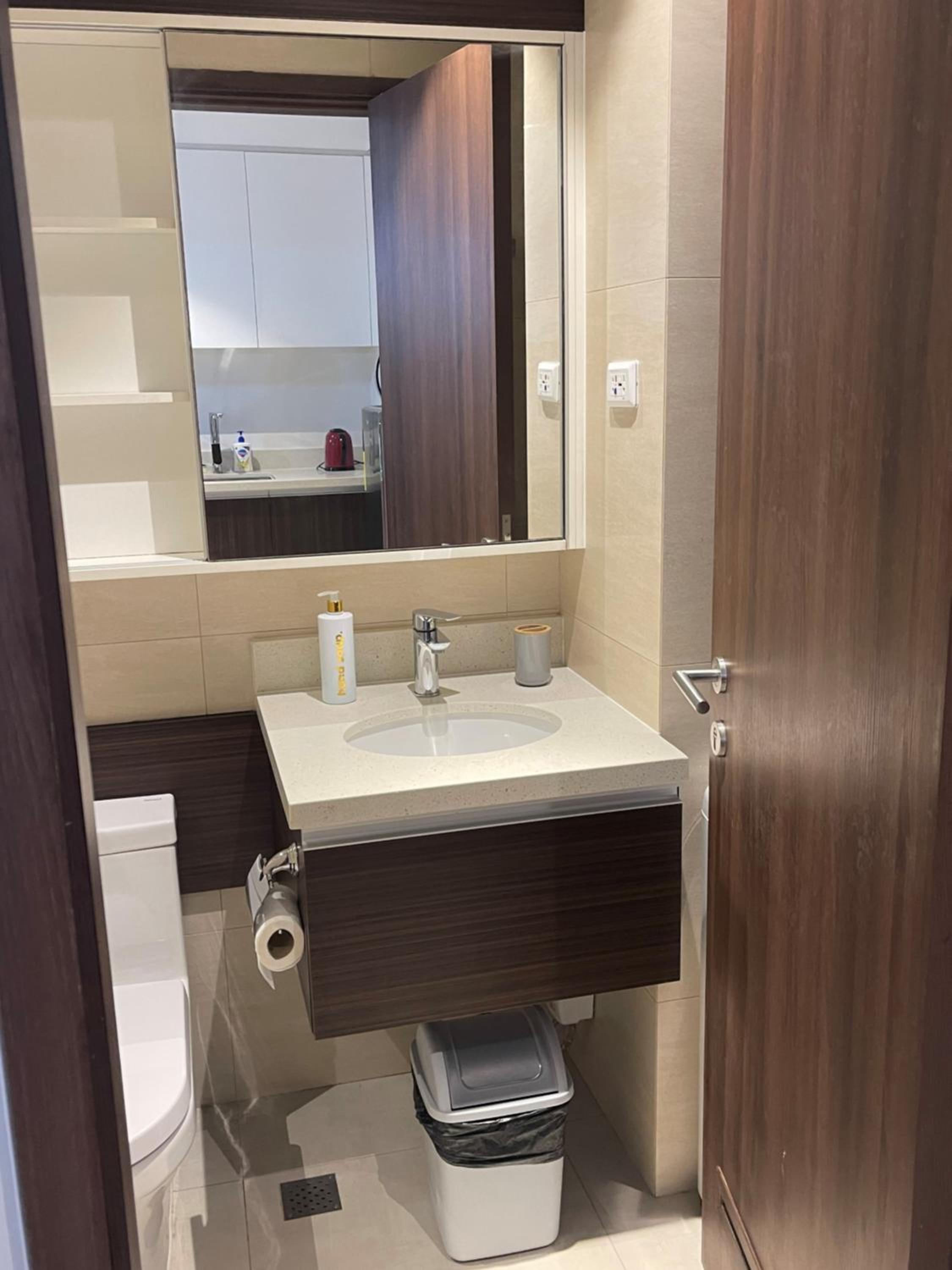 Studio for 5 at Tambuli Residences Garden View by Dominik Studio Apartment with Pool Access & Balcony in Mactan