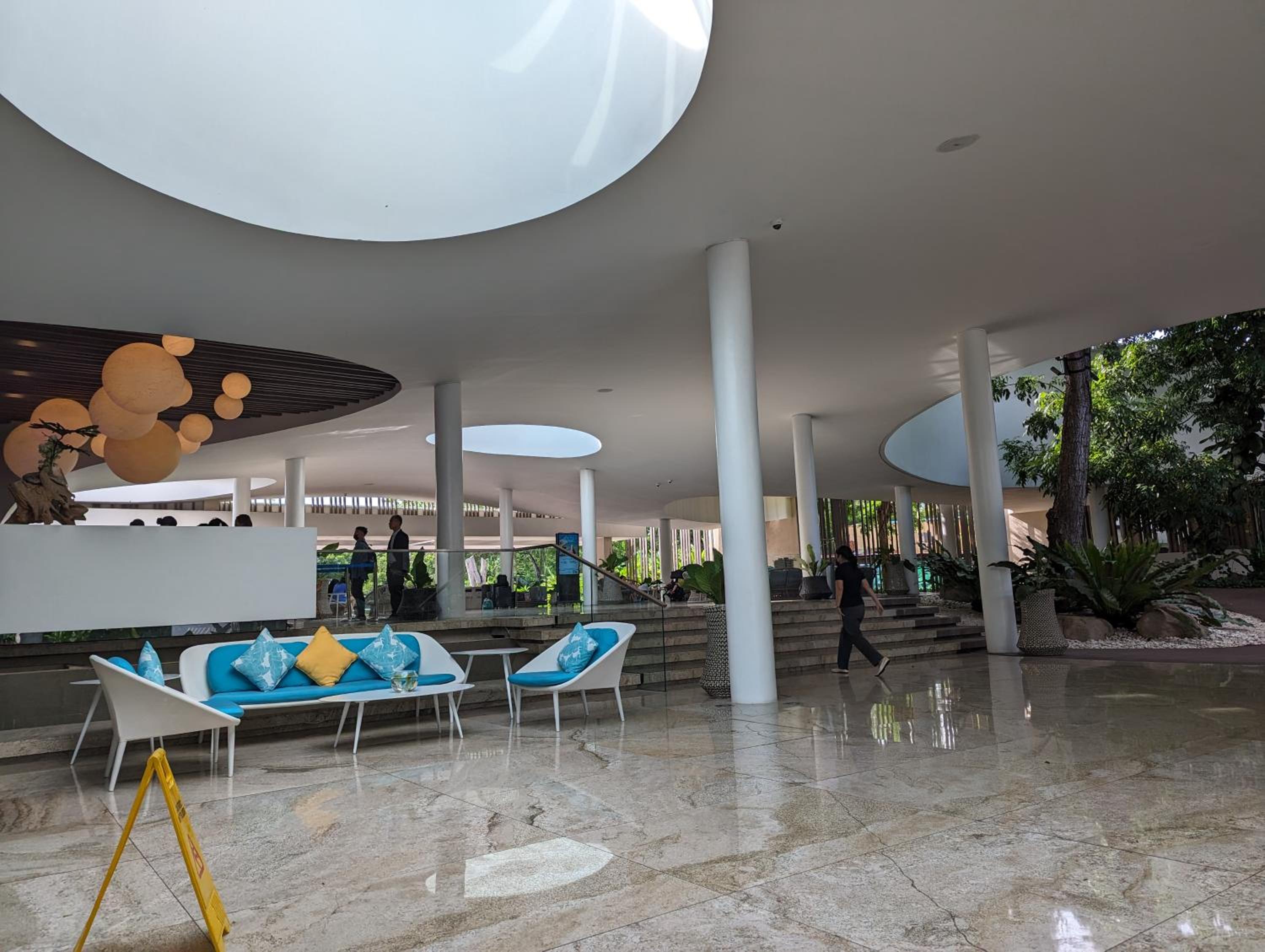 Studio for 5 at Tambuli Residences Garden View by Dominik Studio Apartment with Pool Access & Balcony in Mactan