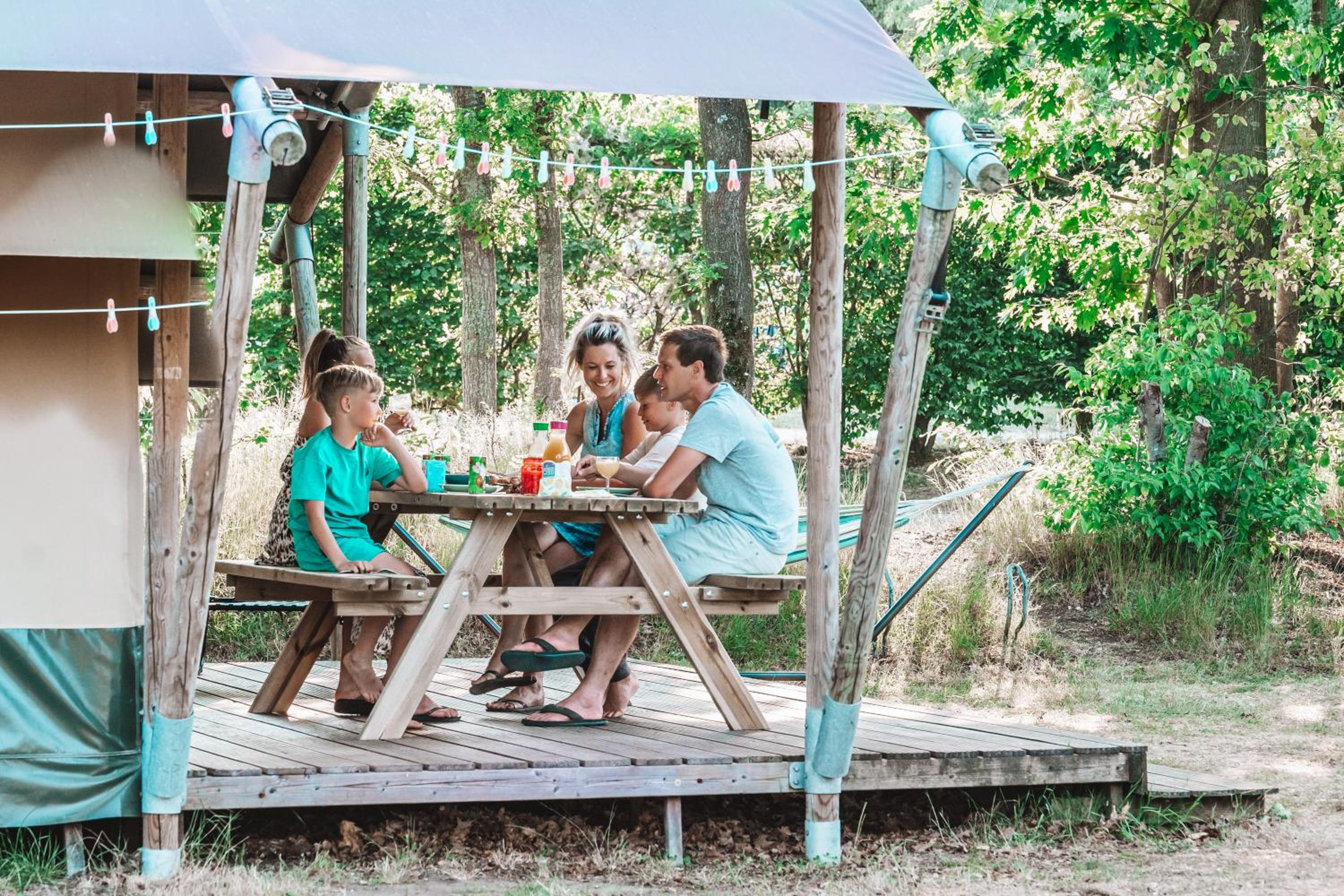 Glamping Holten luxe safaritent 2