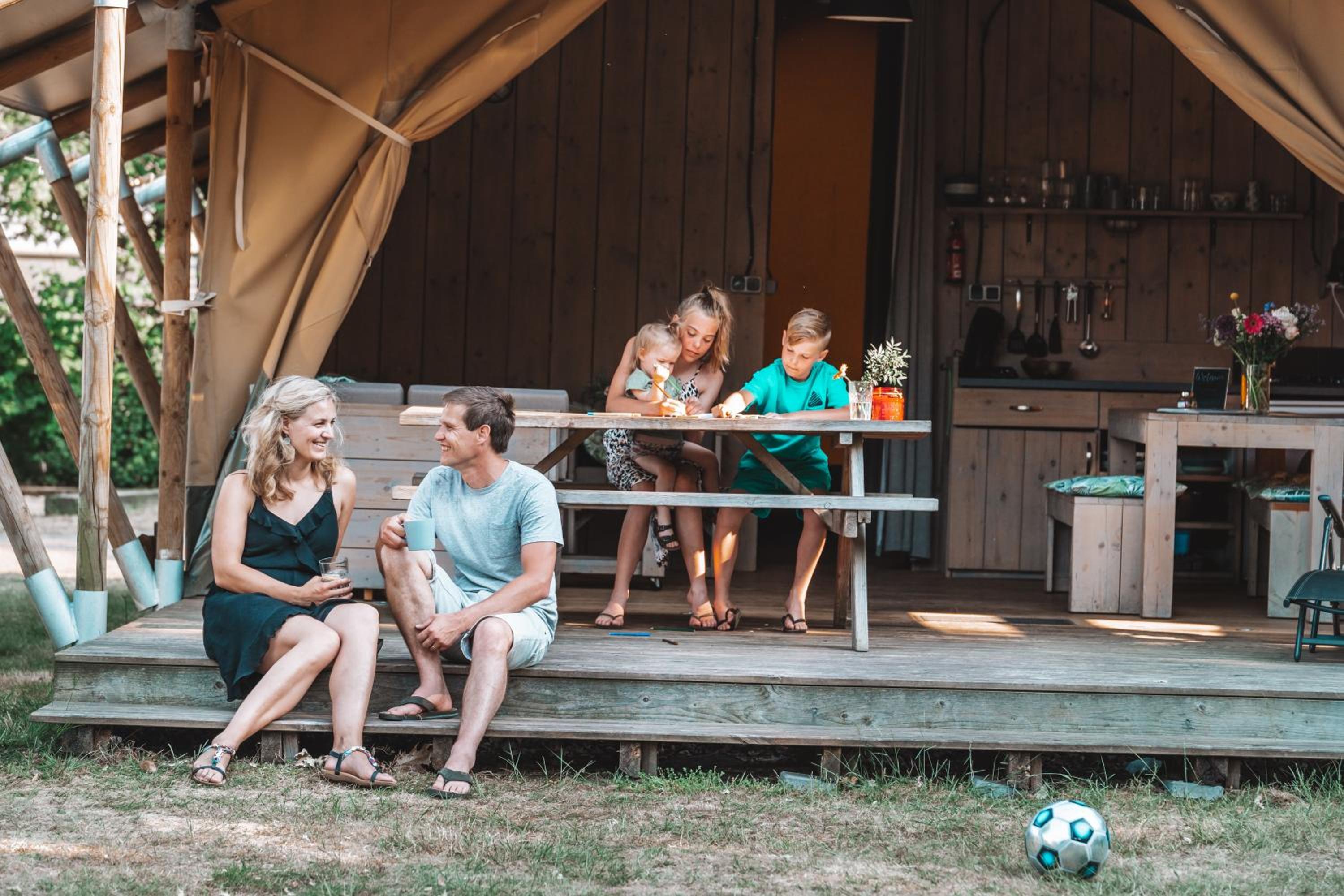 Glamping Holten luxe safaritent 2