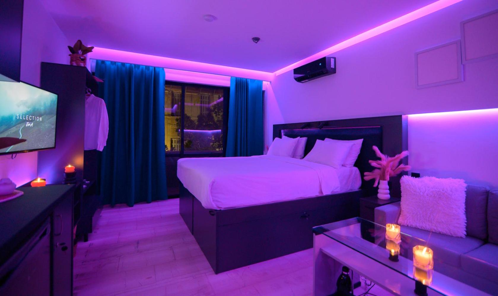 hotel room