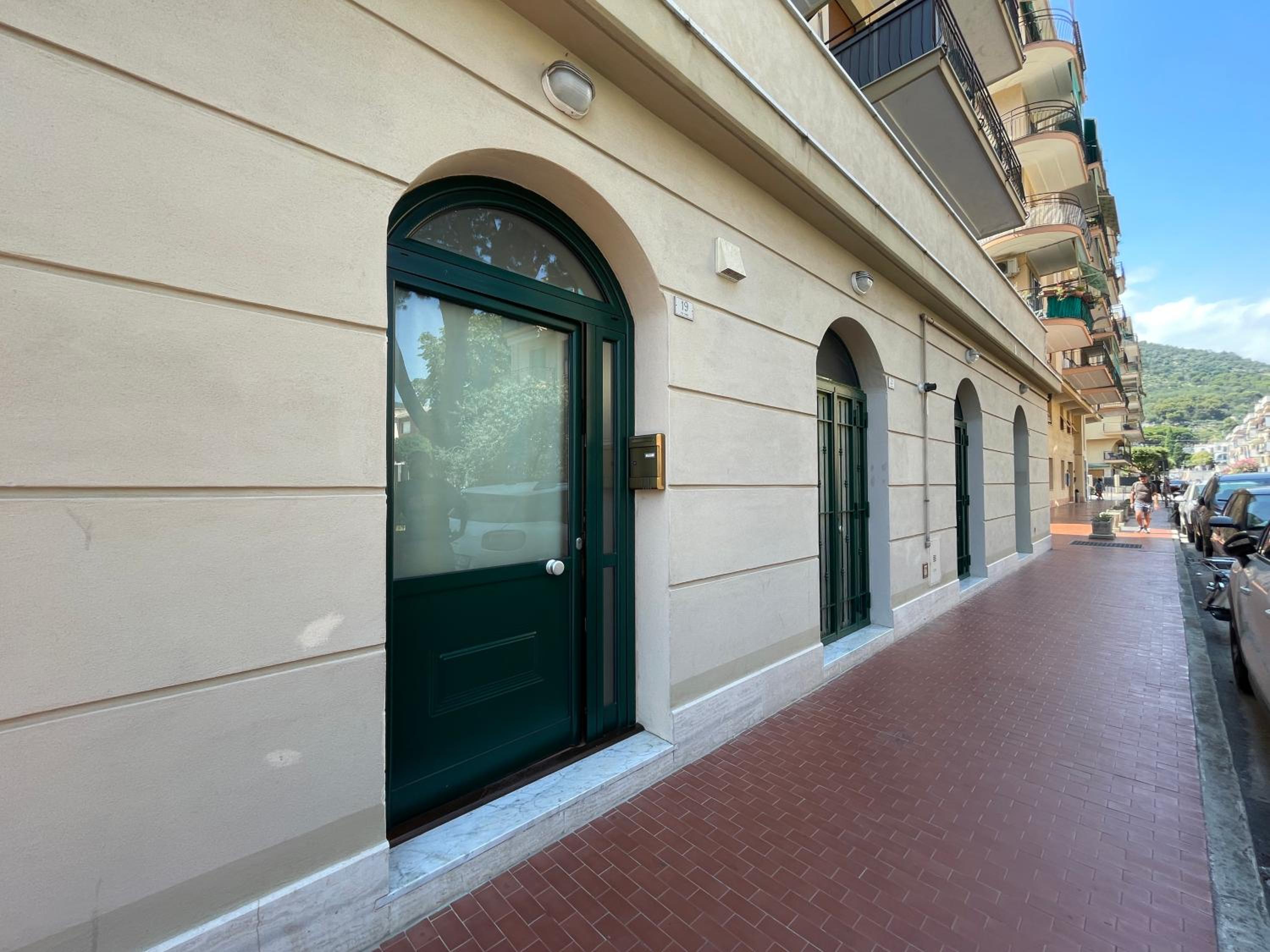 [50mt dal Mare] Bilocale semi-indipendente con A/C view 2