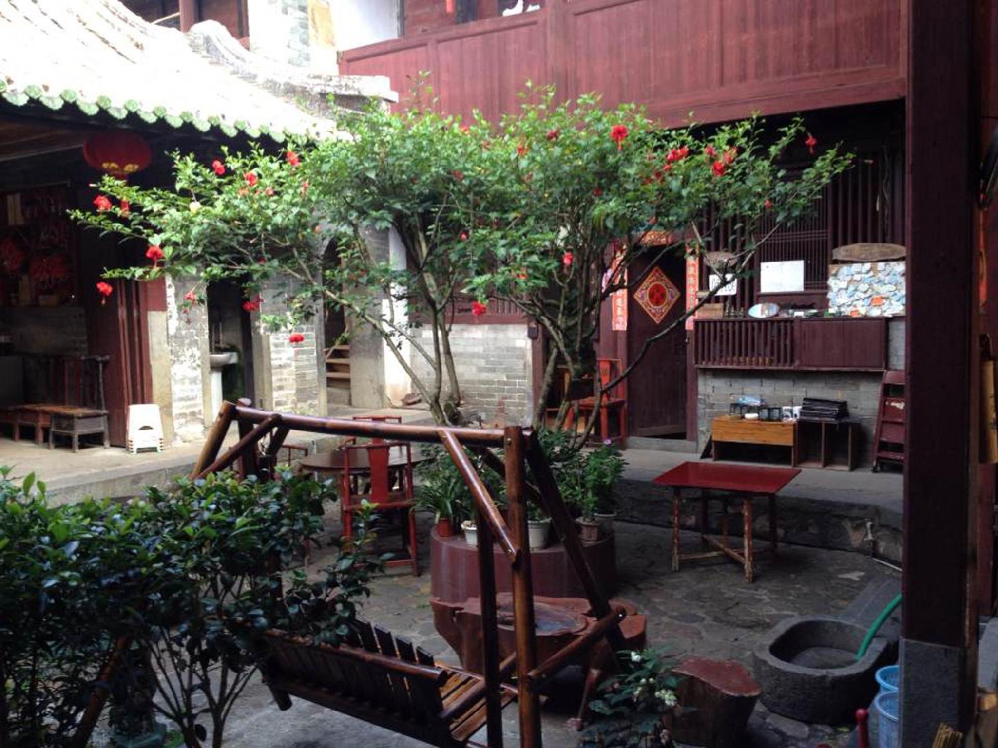 Tulou Fuyulou Changdi Inn