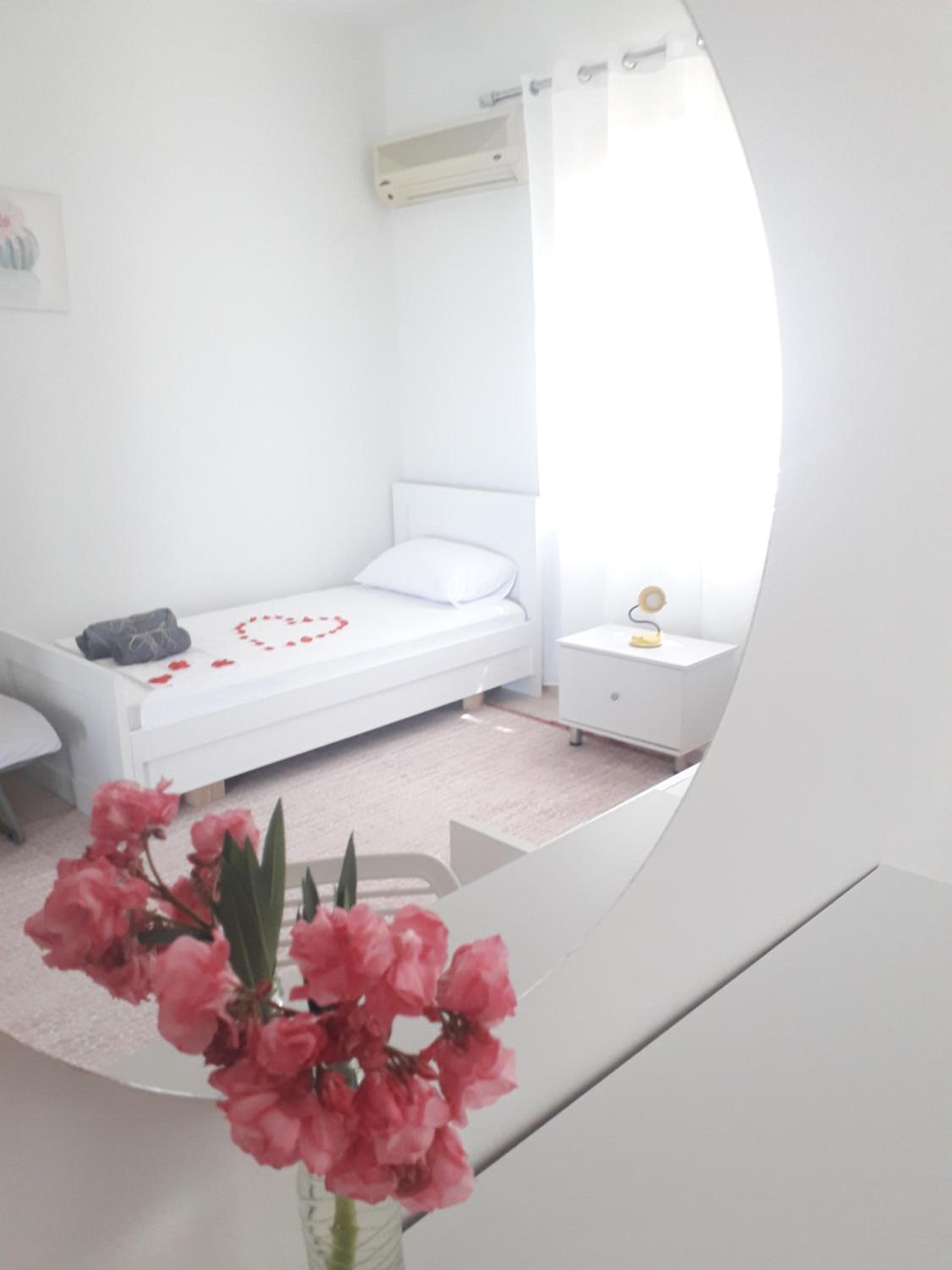 Villa Kuci, Drobonik Berat