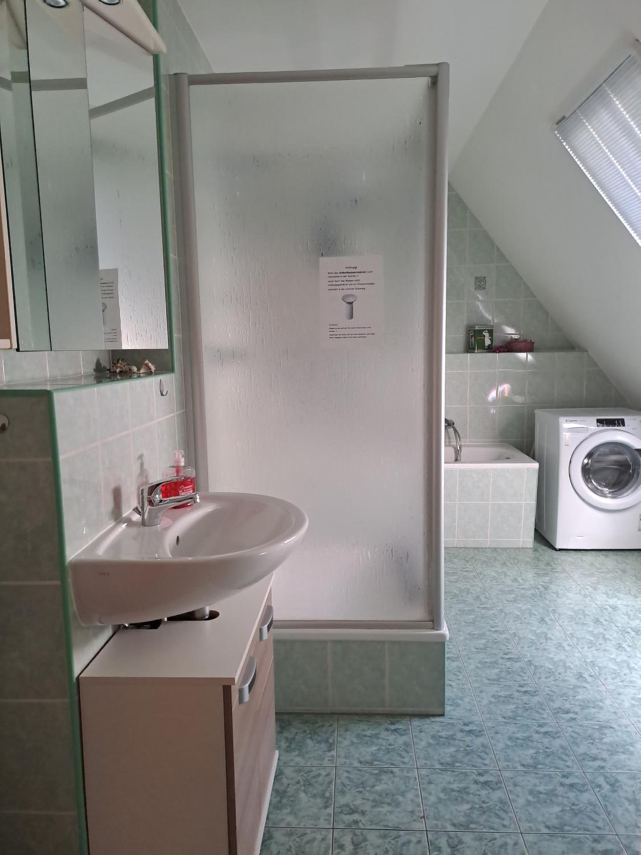 Monteur- und Ferienwohnung in Hainichen - Obergeschoss oder Dachgeschoss - Familie Weber