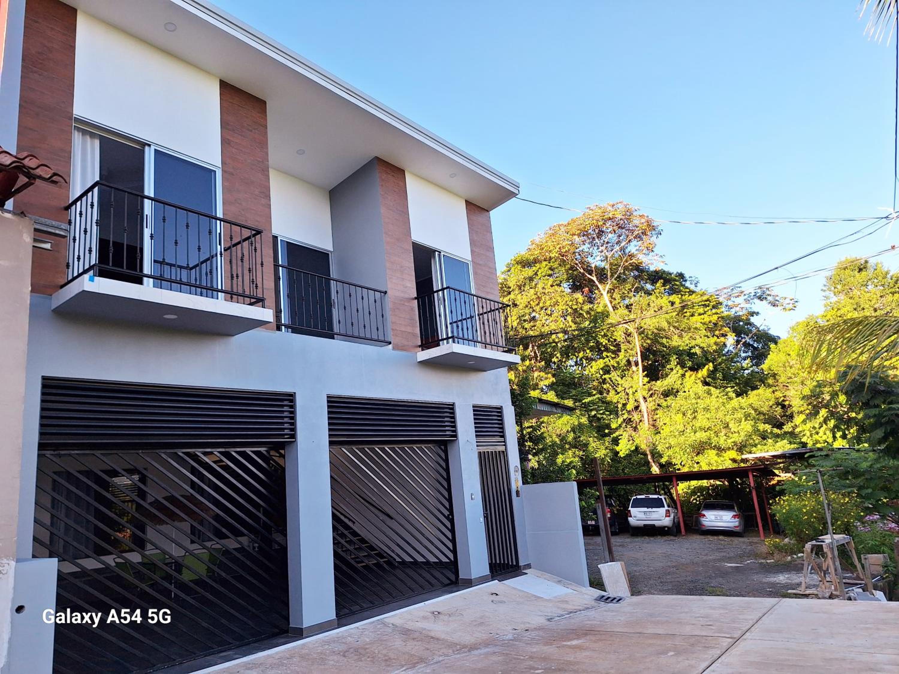 Victoria's House view 2