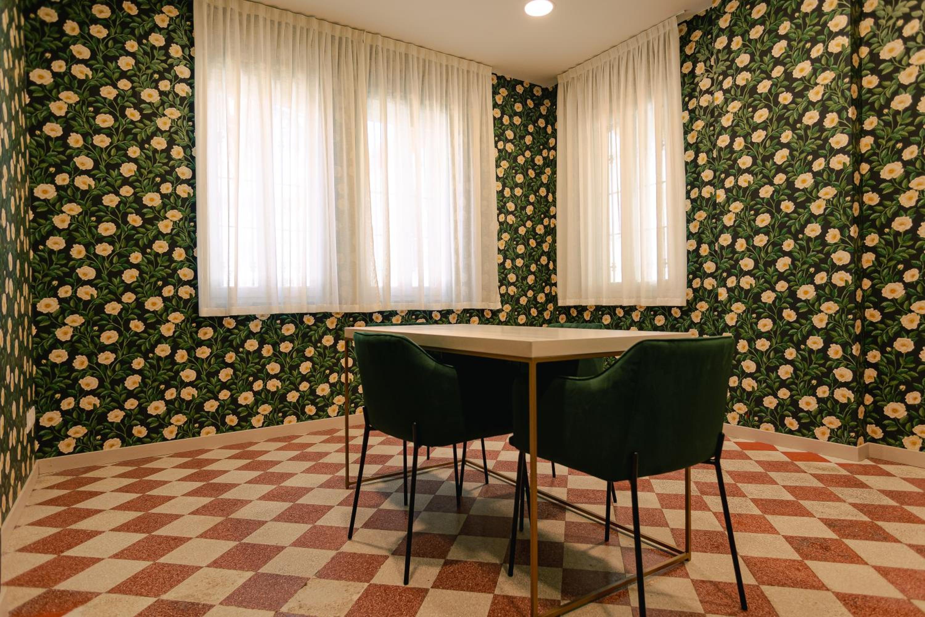 Palazzo Borgo Trento - Silkeys view 2