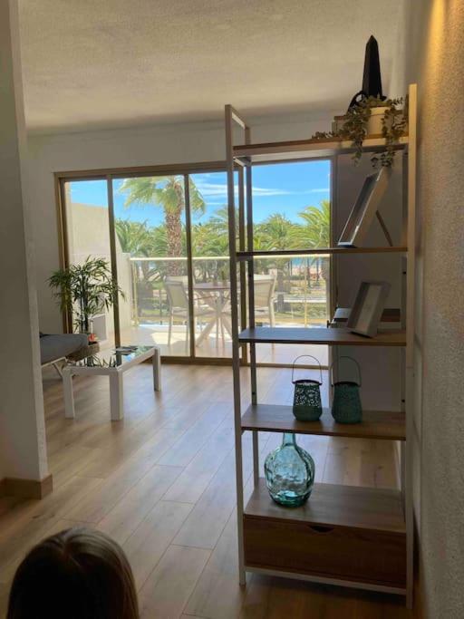 Apartament familiar amb vistes al mar!