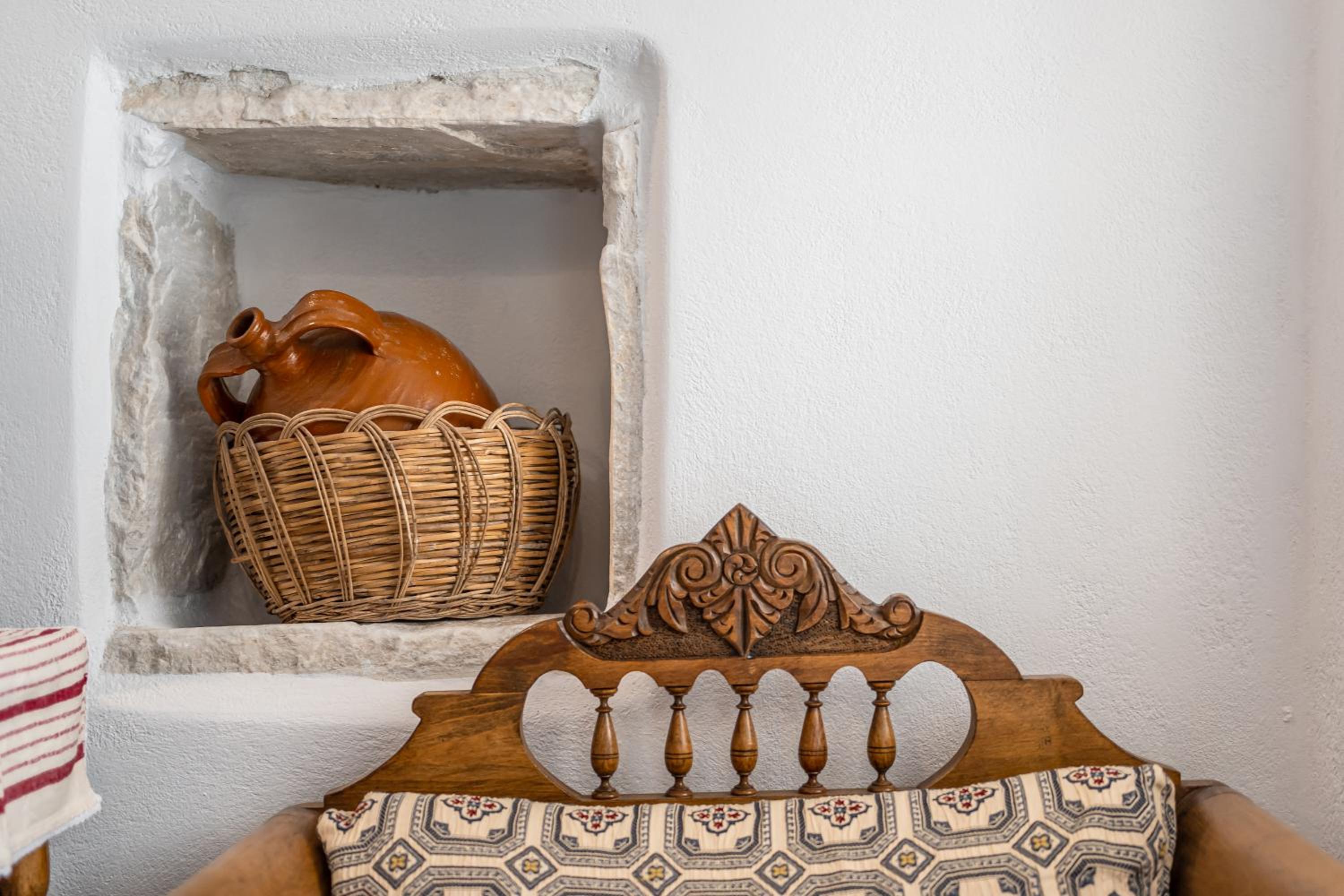 Casa Estiva Apeiranthos Naxos Apartments