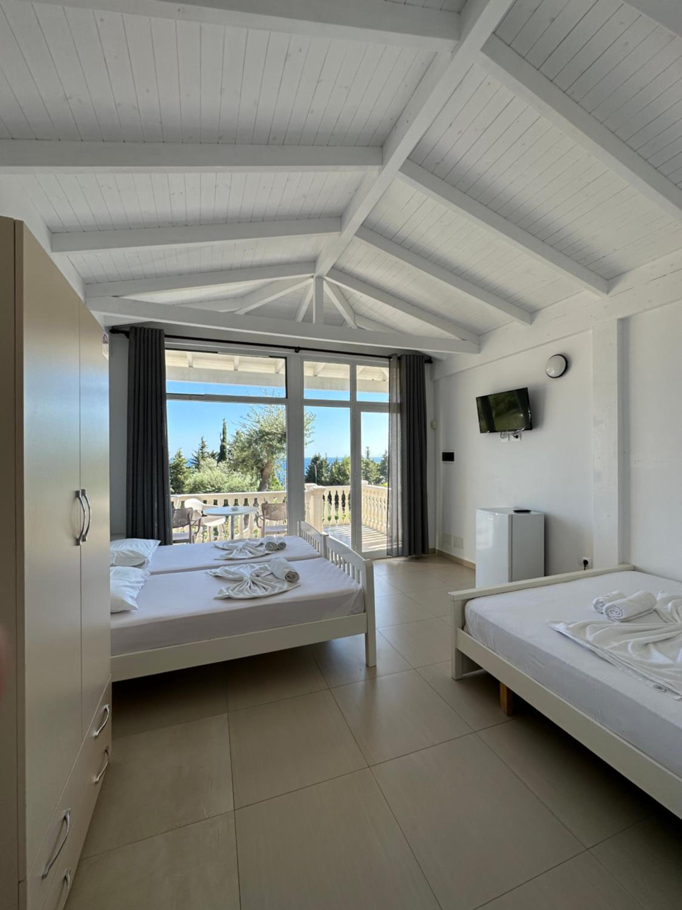Essos Villas