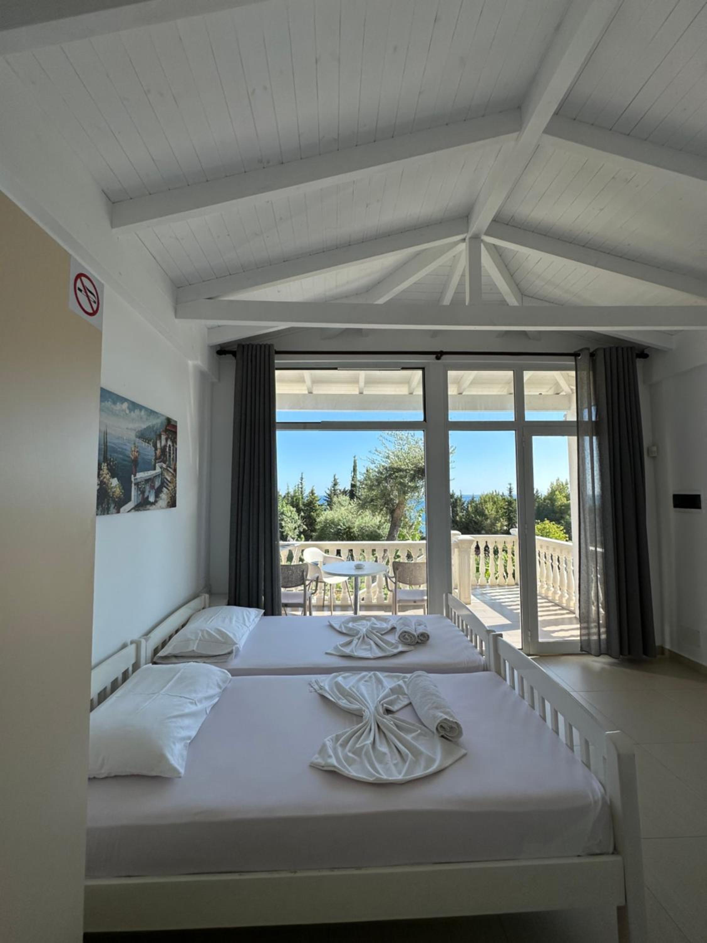 Essos Villas