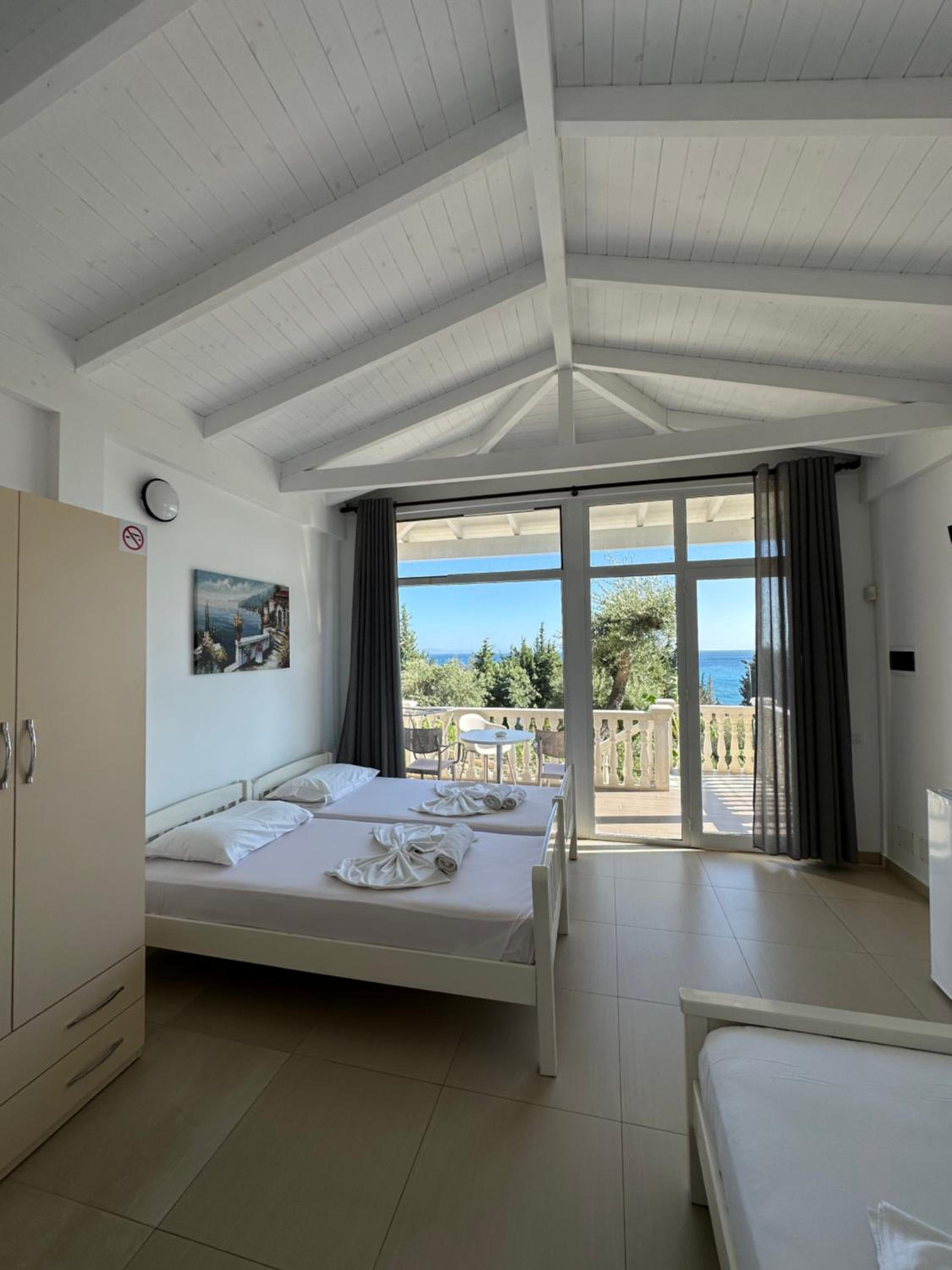 Essos Villas