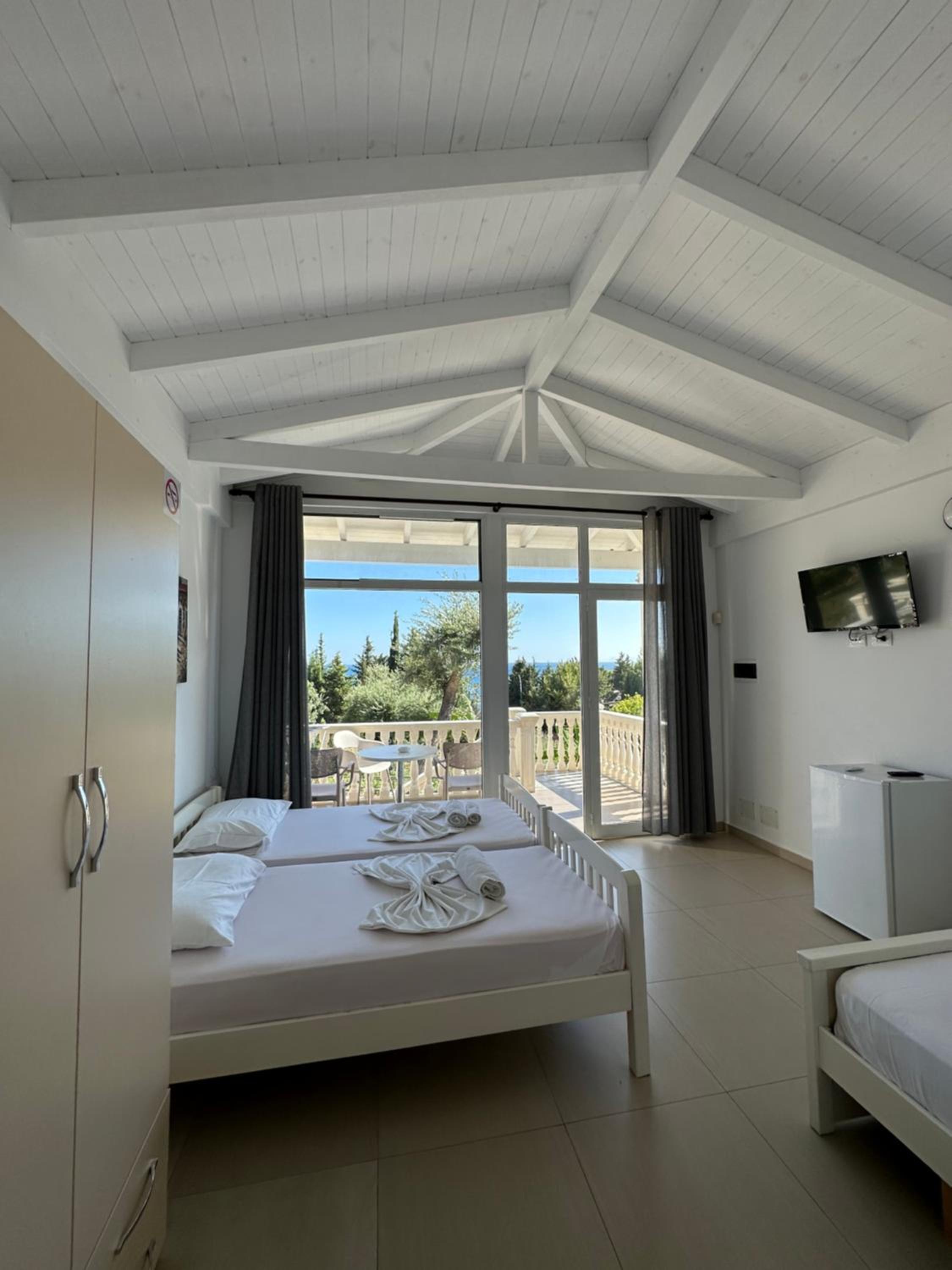 Essos Villas