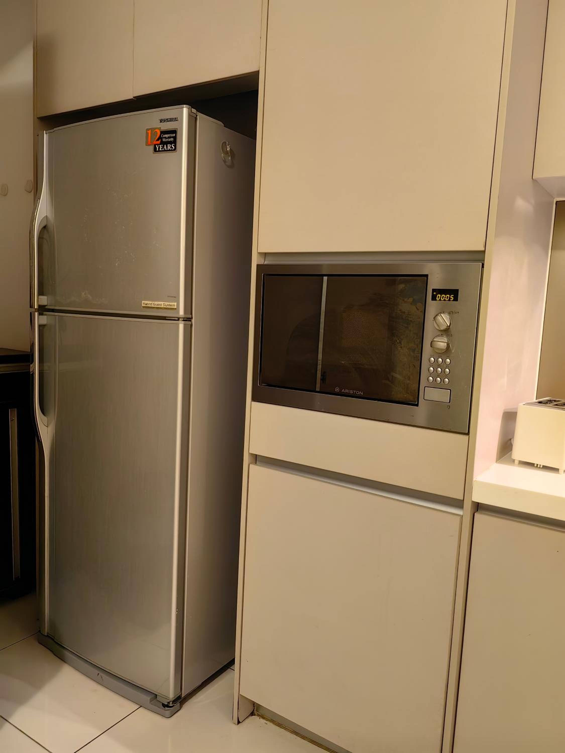 5 Bukit Bintang 5 minutes to Alor Street Bukit Ceylon KLCC Pavilion Apt 3R2B 10 pax