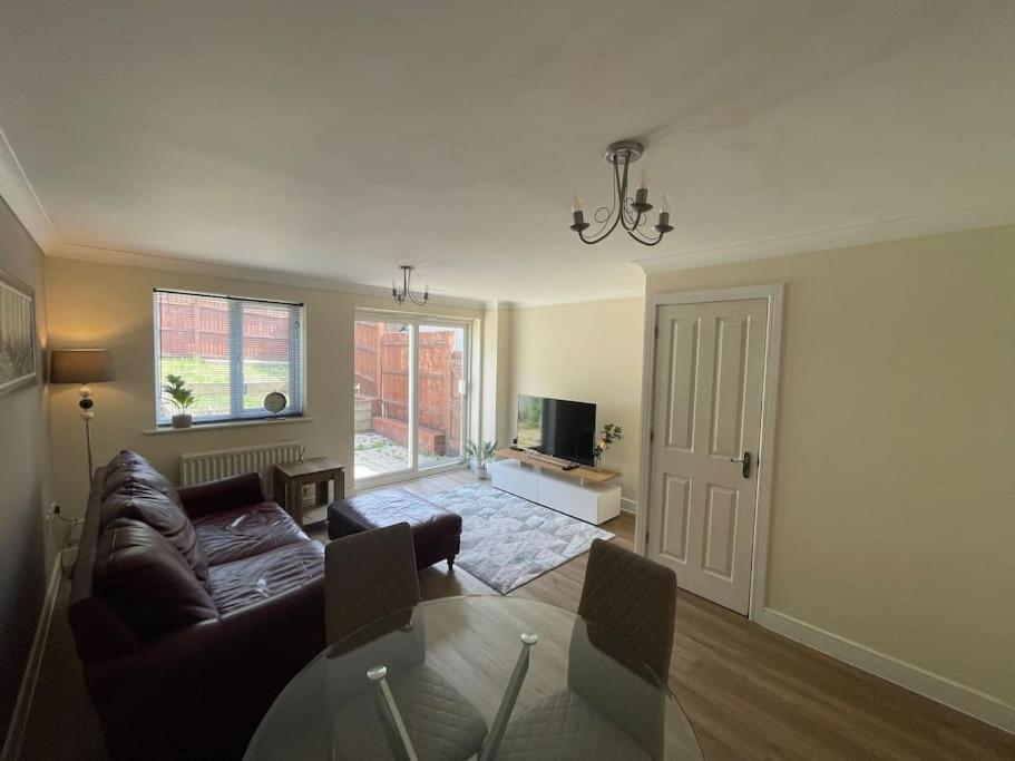 Imperial way Ashford TN23 view 3