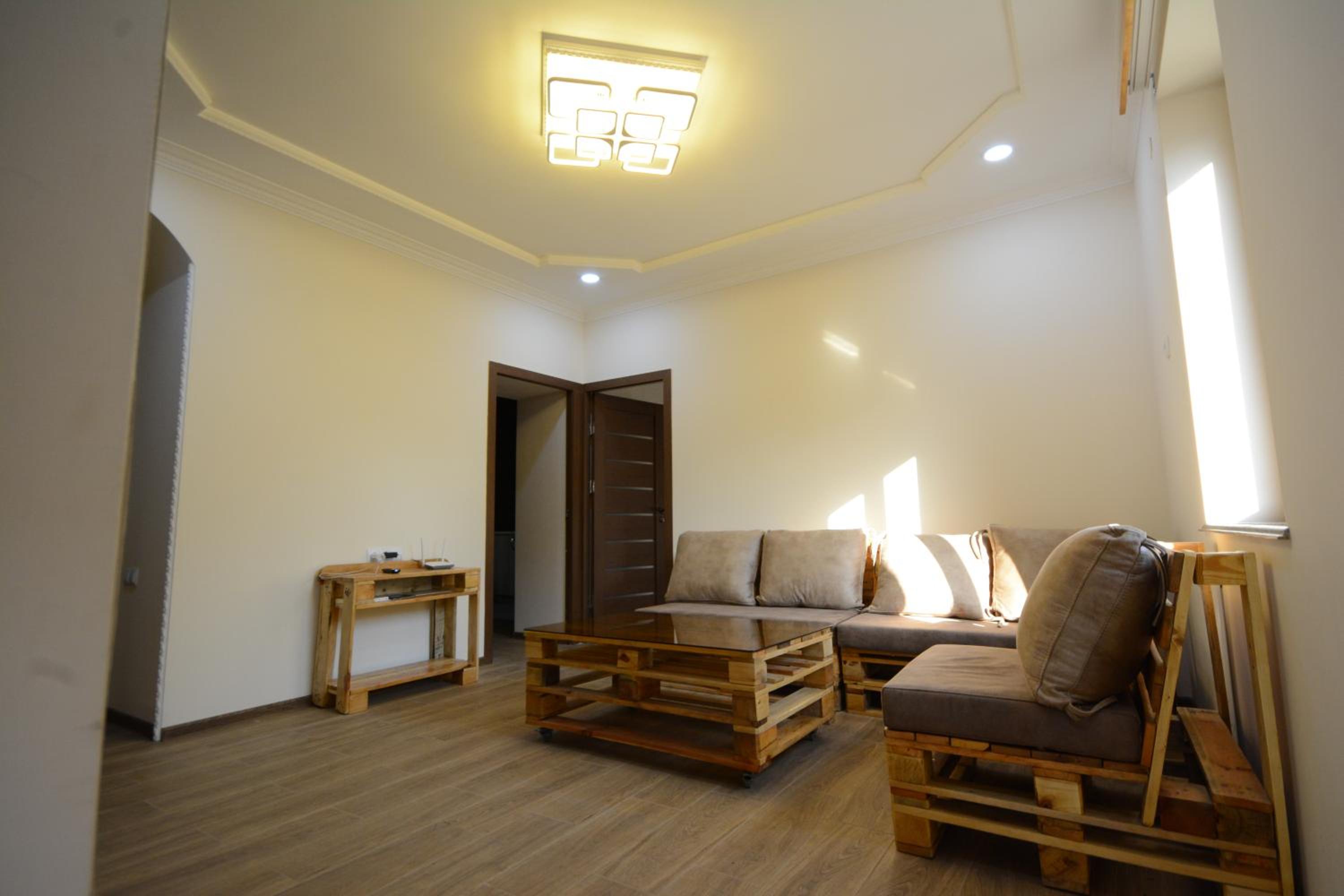 S & M Guest House