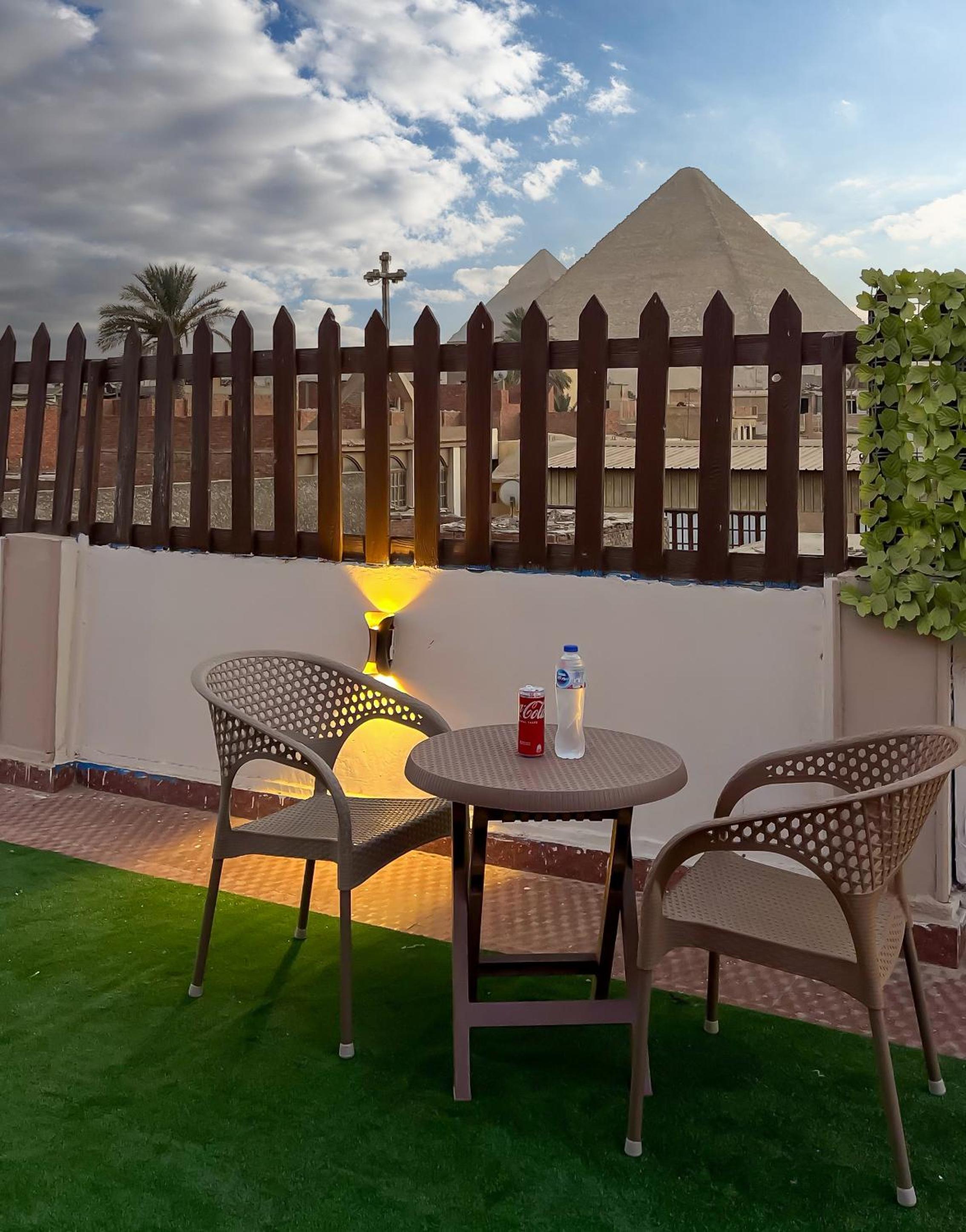 Osiris pyramids view inn