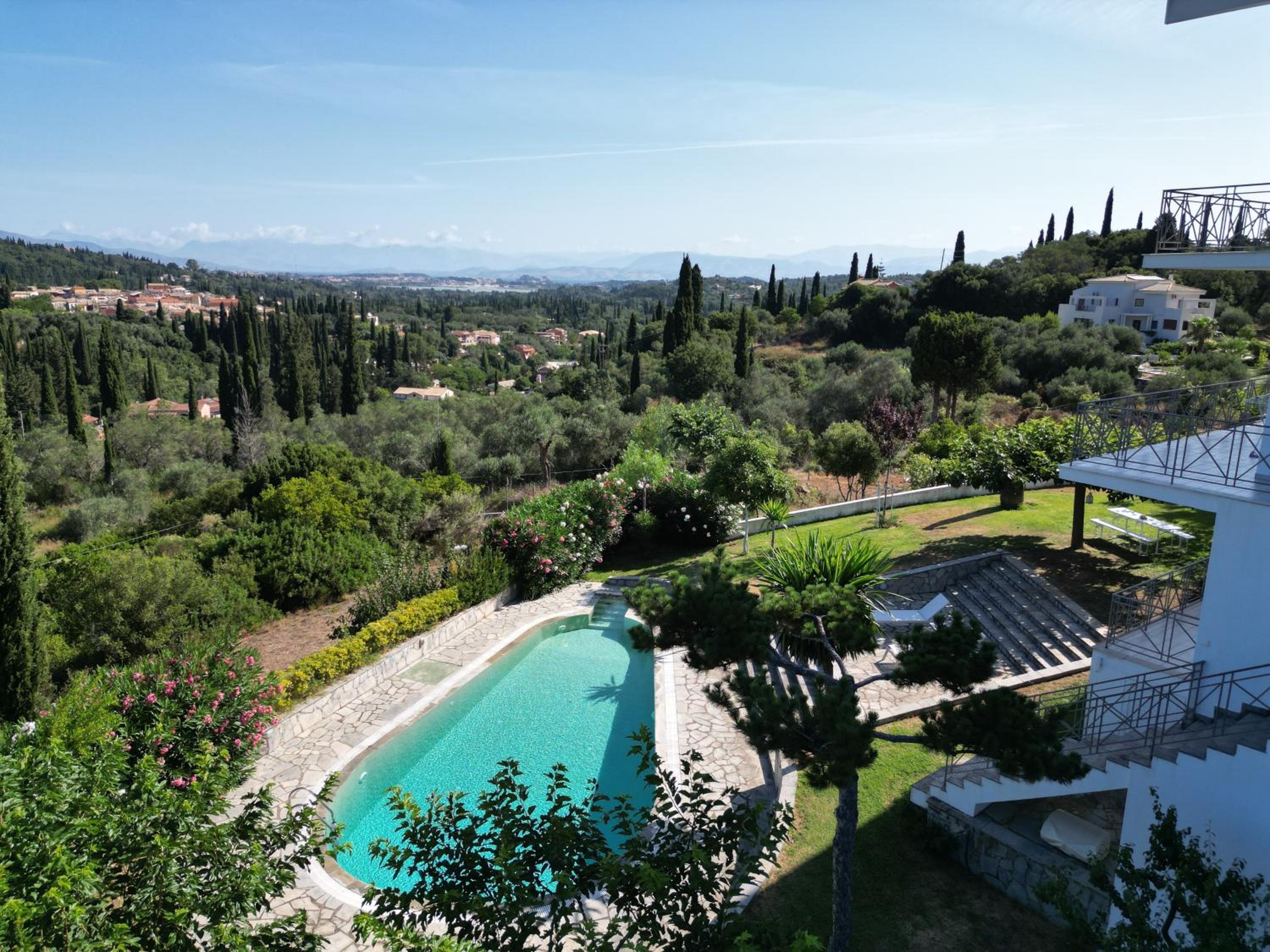Mythos luxury apartments