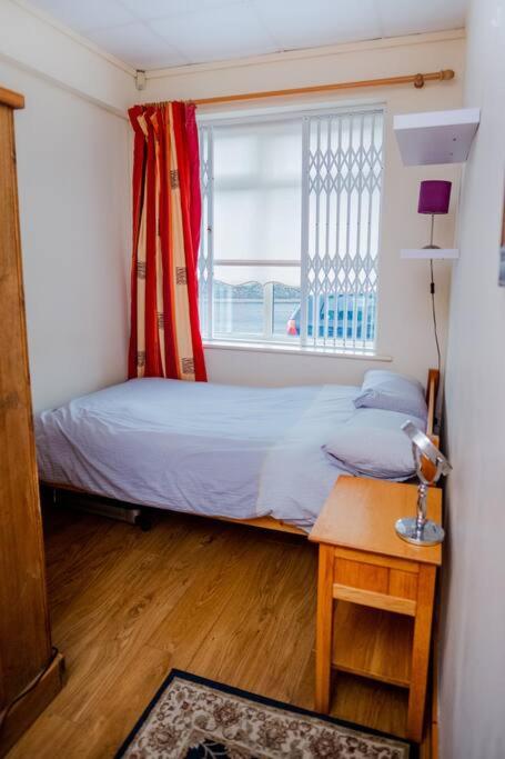 2 Bed on The Main Street view 3