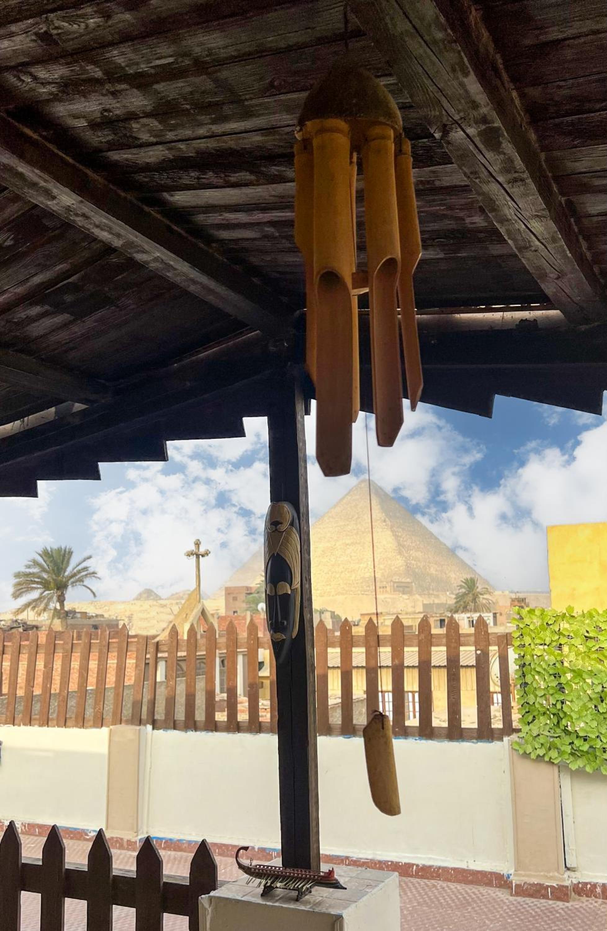 Osiris pyramids view inn