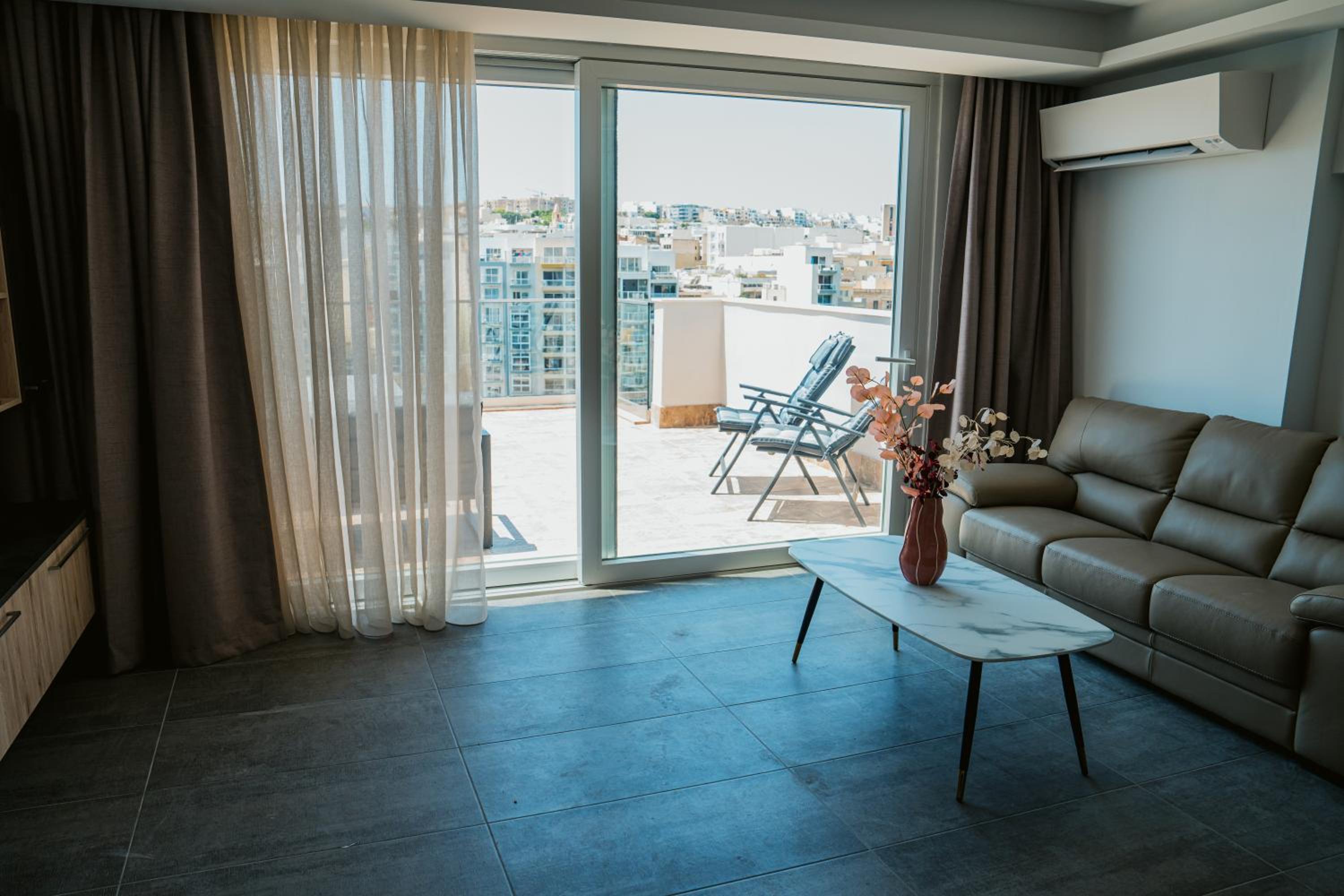 86 Spinola Bay, photo 48