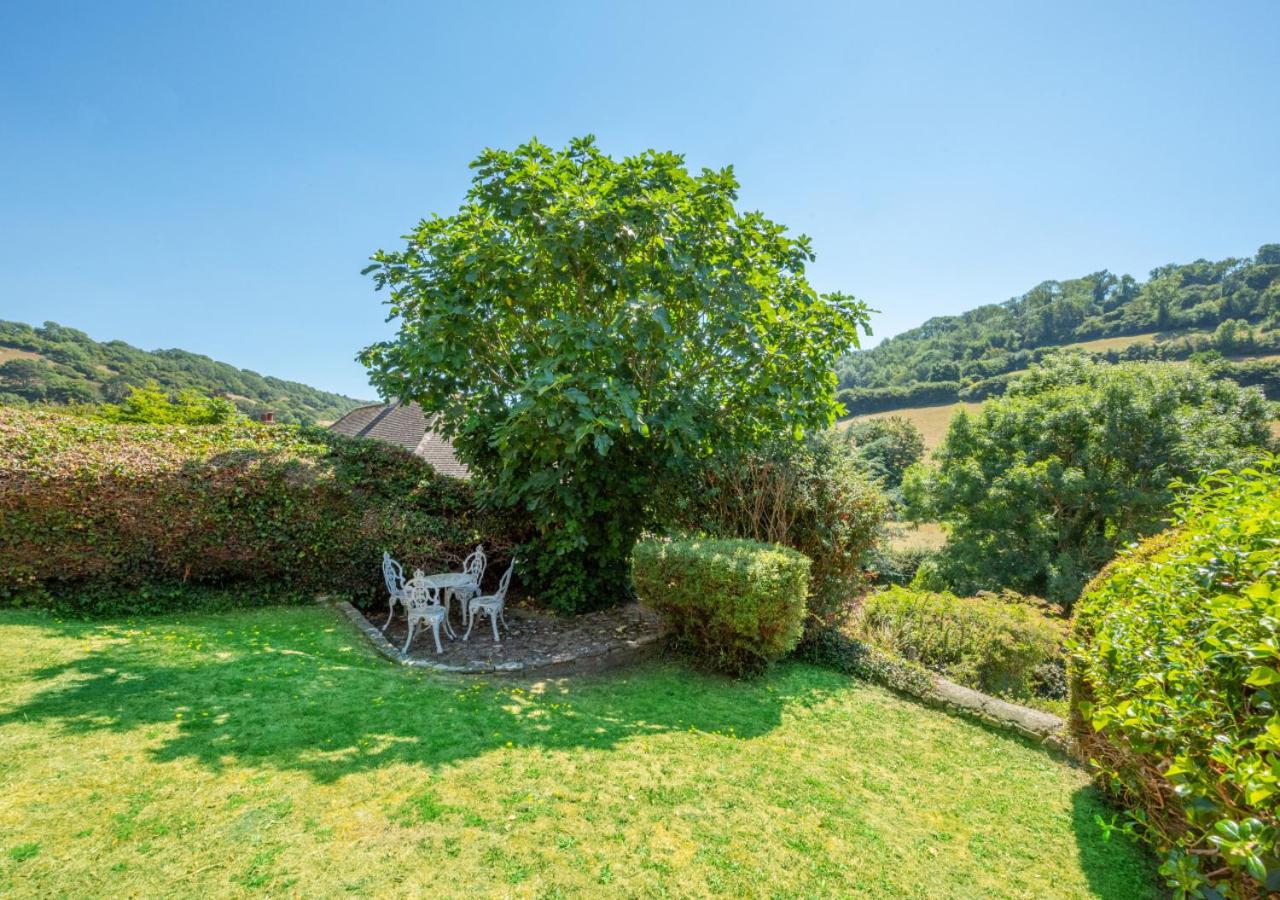 Combe Way Cottage view 2