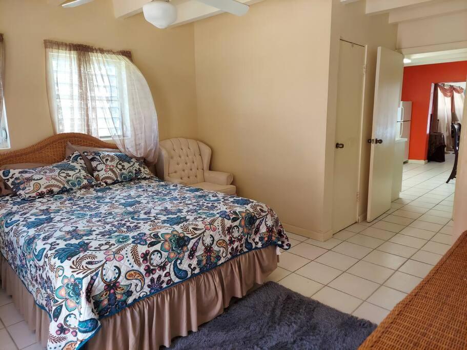 2 Bedroom 2 Bathroom House Centrally Located view 2