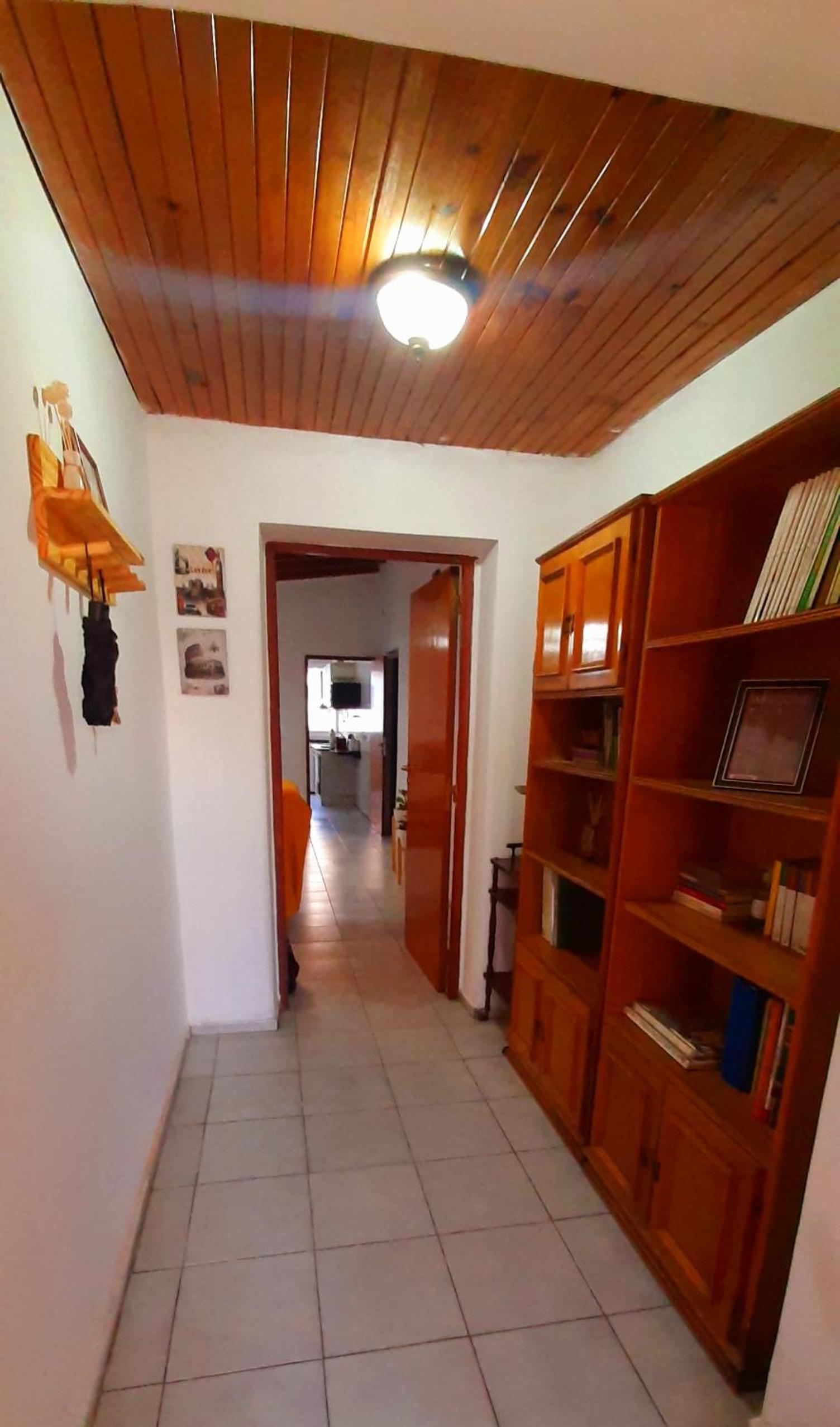 Casa Ideal en Mendoza Centro, Autocheckin, Patio con Parrilla y Parking privado Gratis a 100 mts