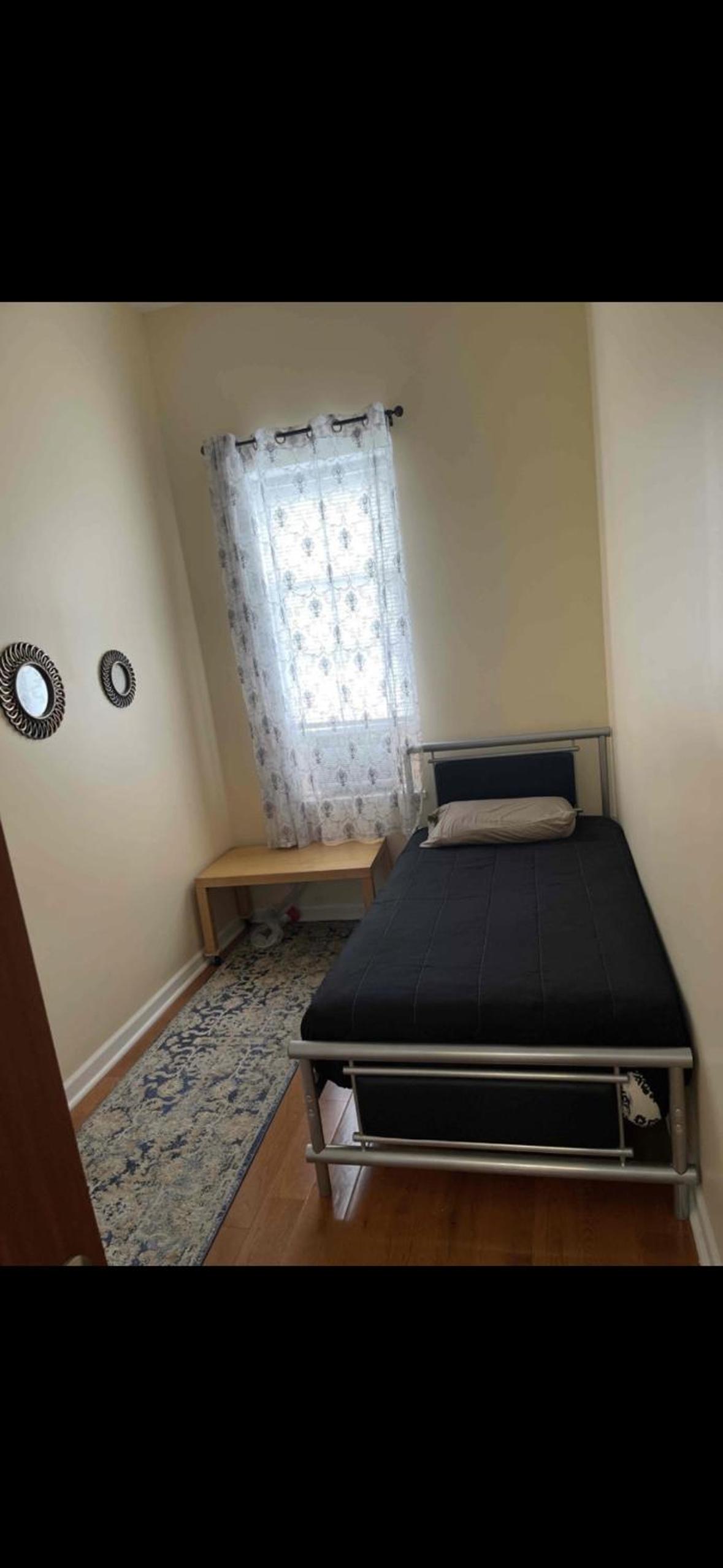 2 Spacious Apartments Oasis to choose from 20 Min from Manhattan in a Quiet Neighborhood view 4