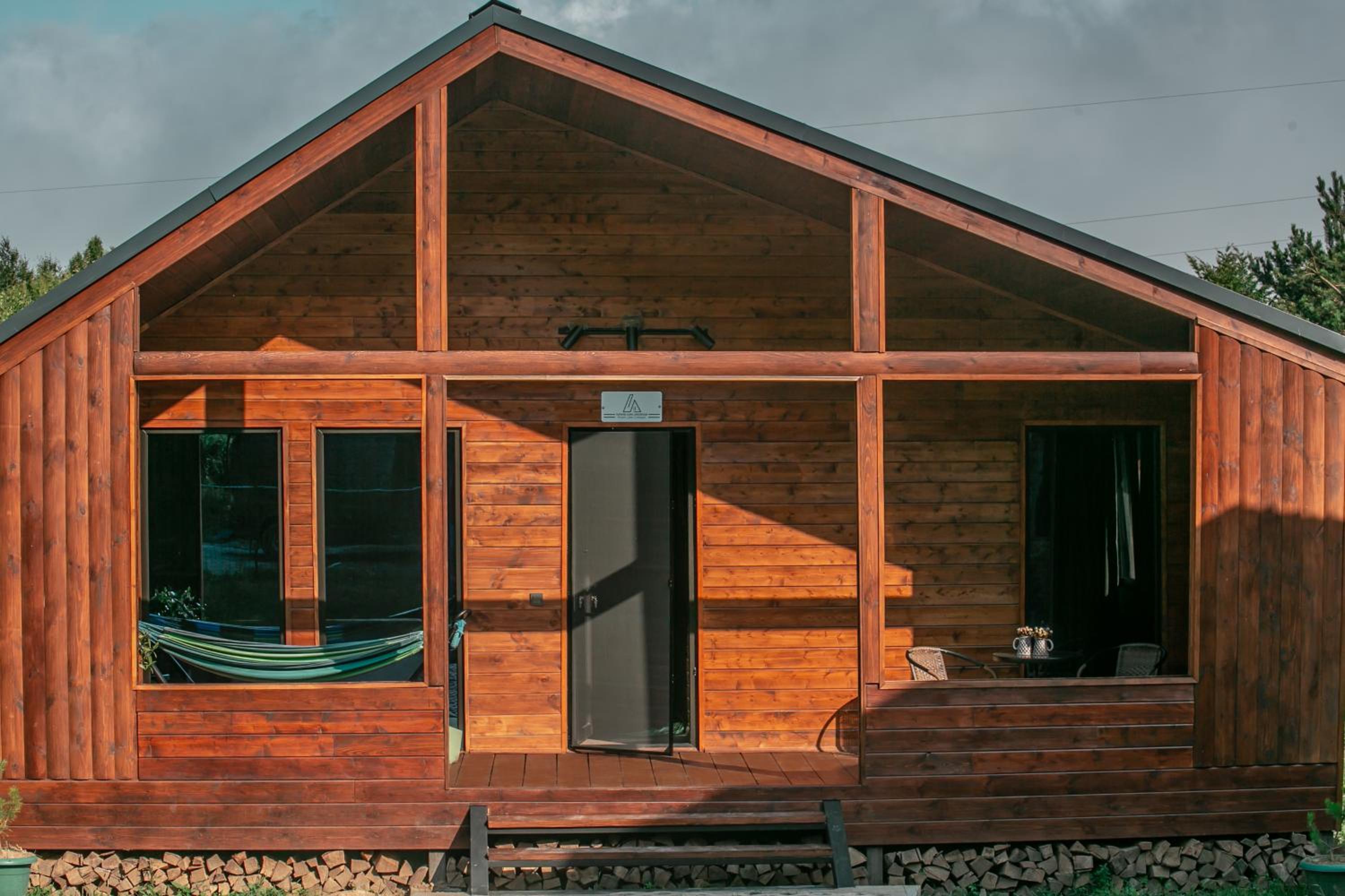 Shaori Lake Cottages